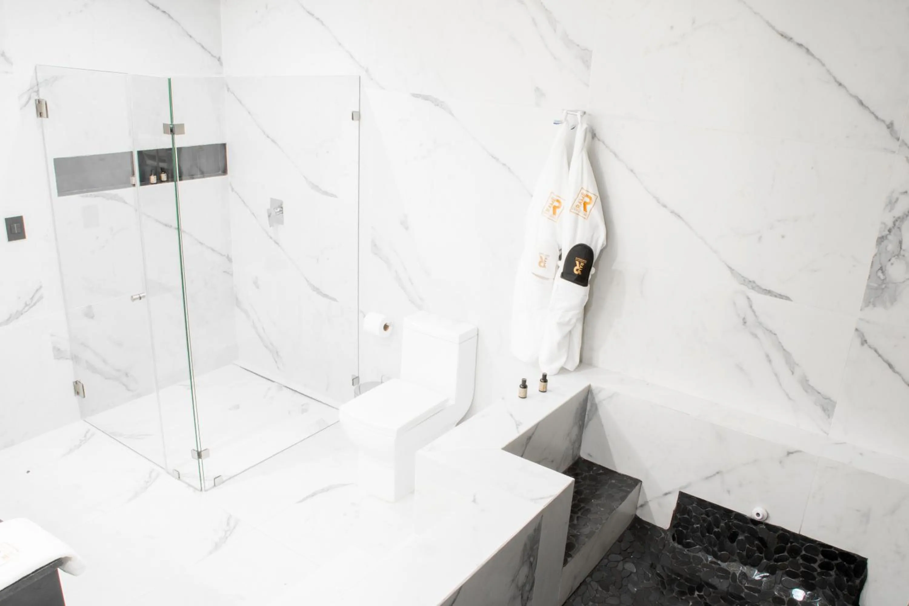 Bathroom in Ramë Hotel Boutique