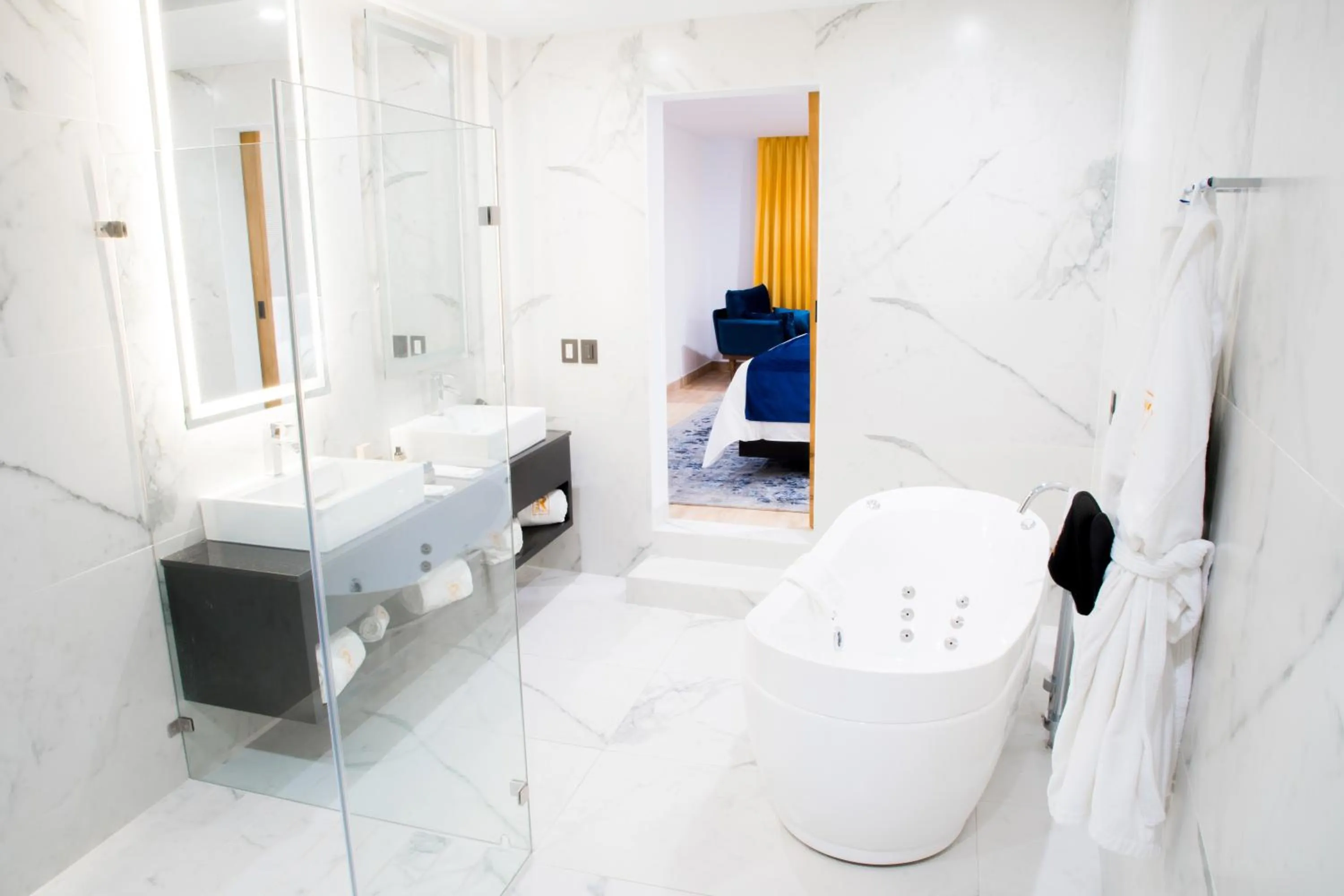 Hot Tub in Ramë Hotel Boutique