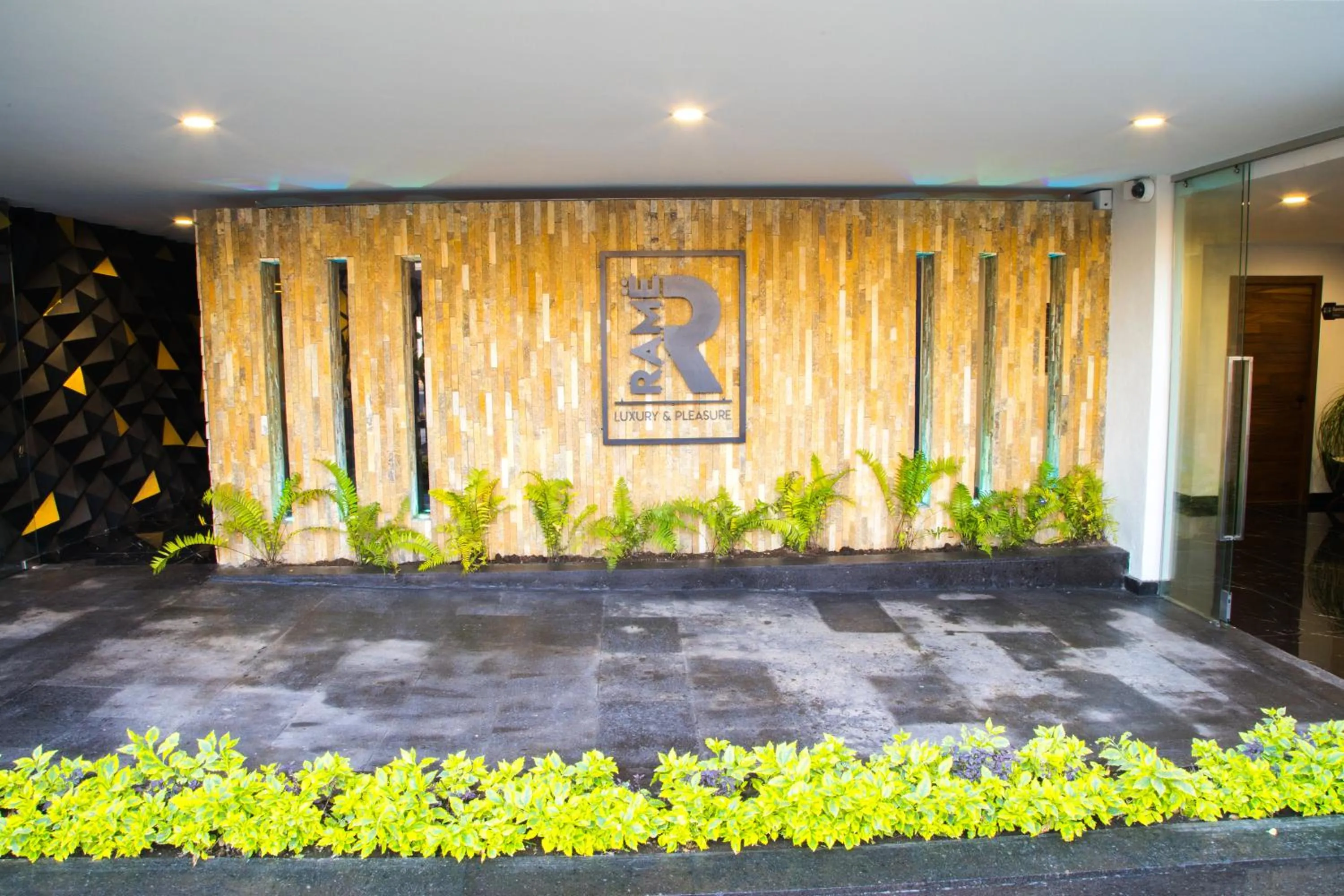 Facade/entrance in Ramë Hotel Boutique