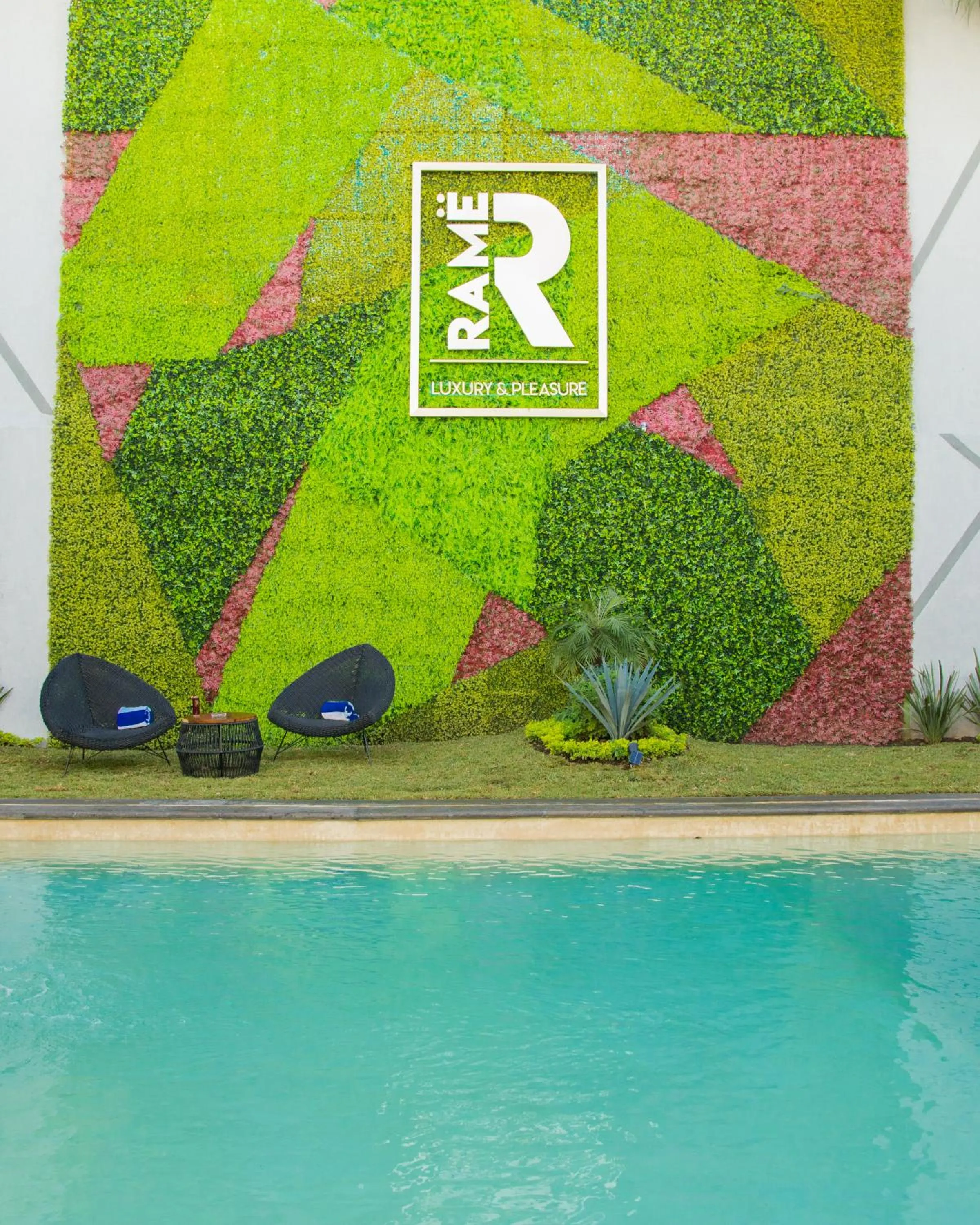 Swimming pool in Ramë Hotel Boutique