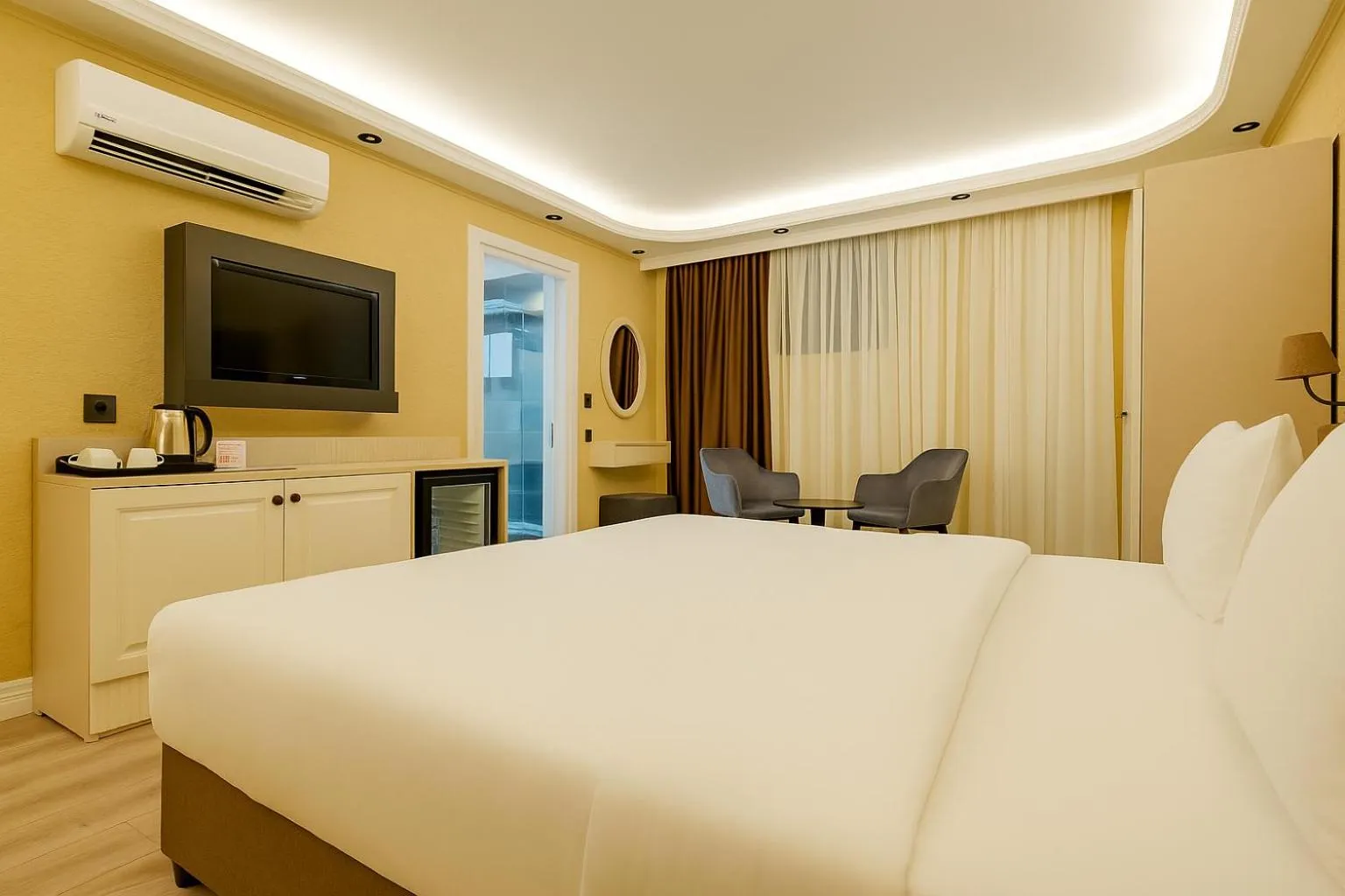 TV and multimedia, Bed in FRT AİRPORT OTEL