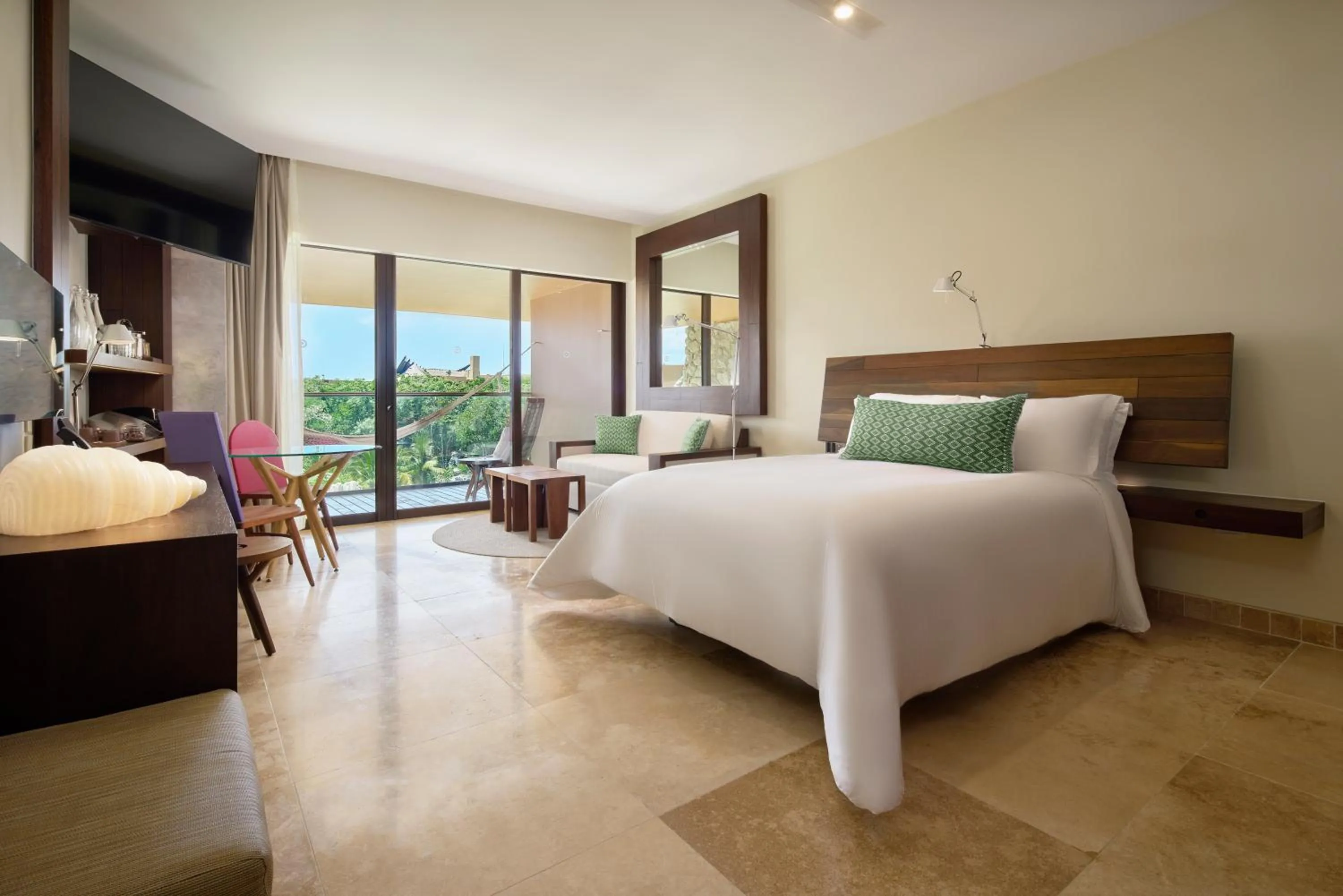 Sea view, Bed in Hotel Xcaret Arte - All Parks All Fun Inclusive - Adults Only