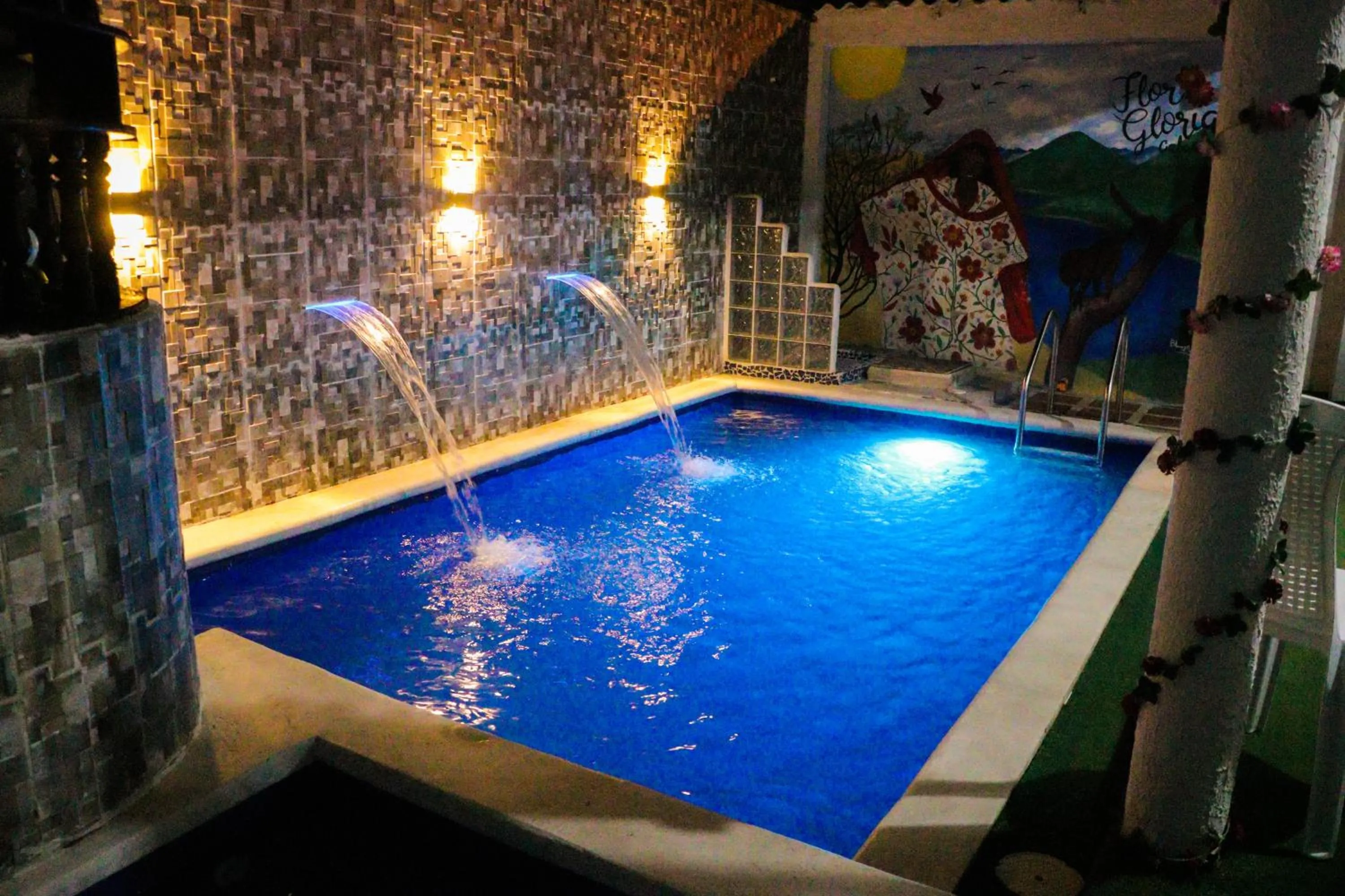 Swimming pool in Cabaña Flor Gloria