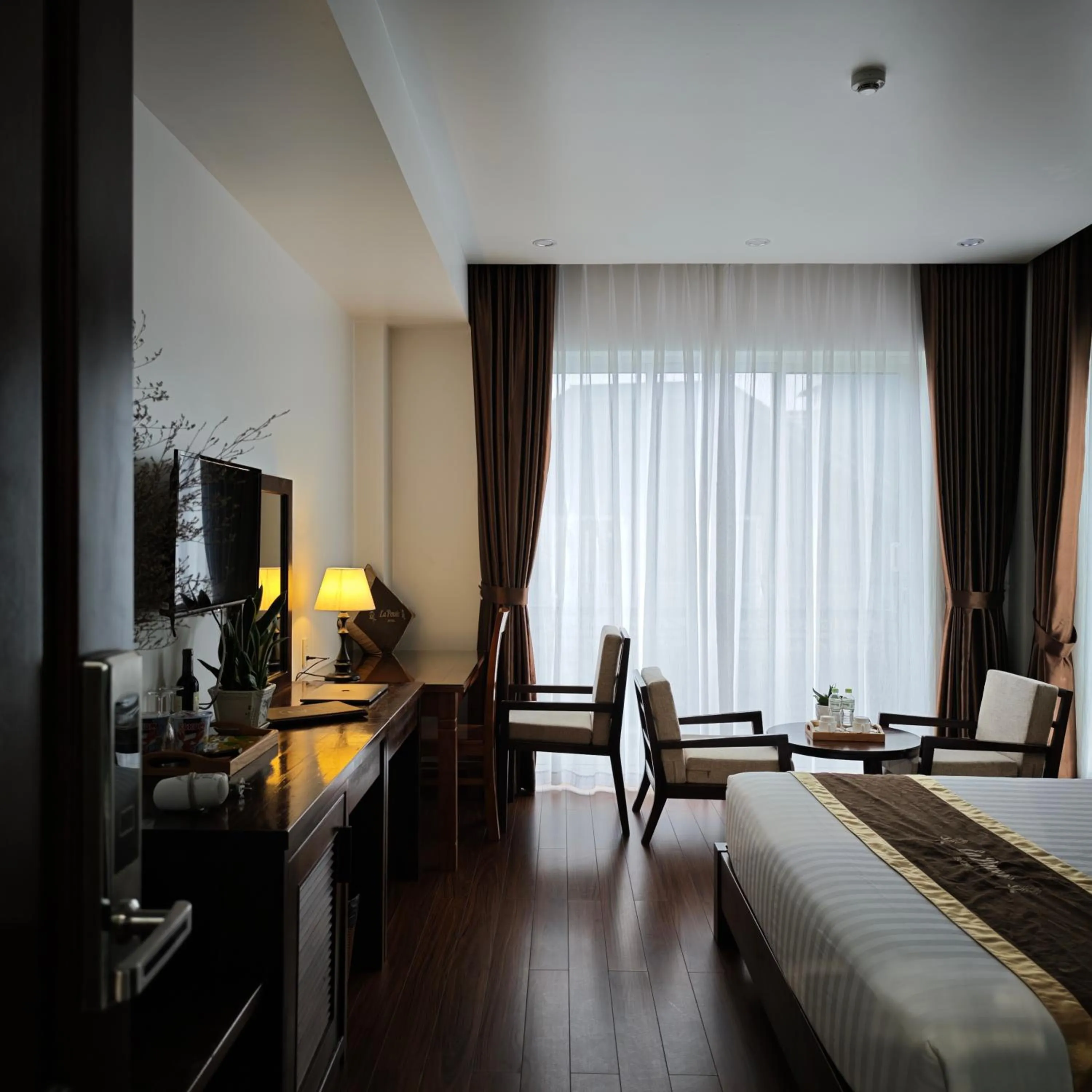 Bed in La Pense'e Hotel - Dalat