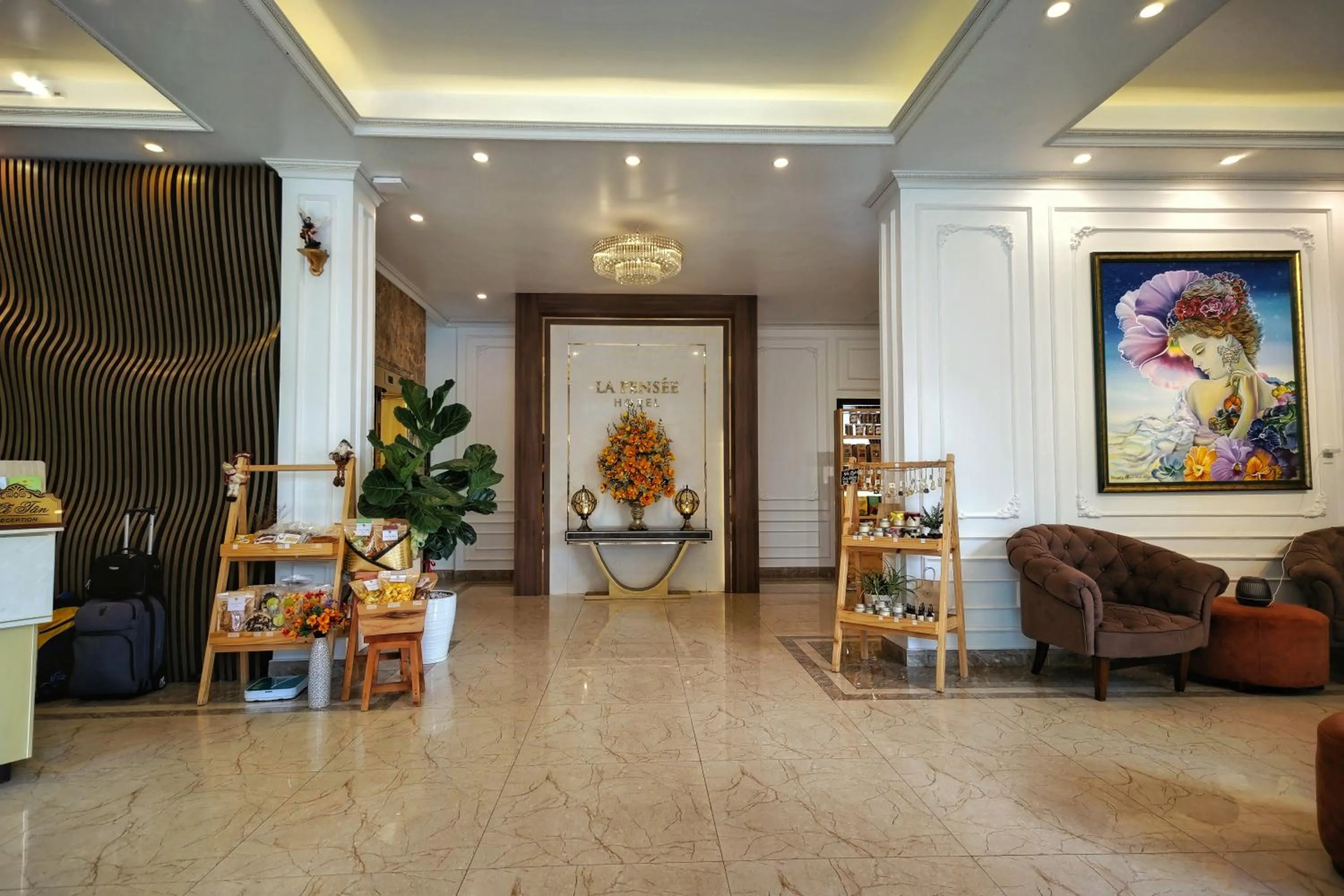 Lobby or reception in La Pense'e Hotel - Dalat