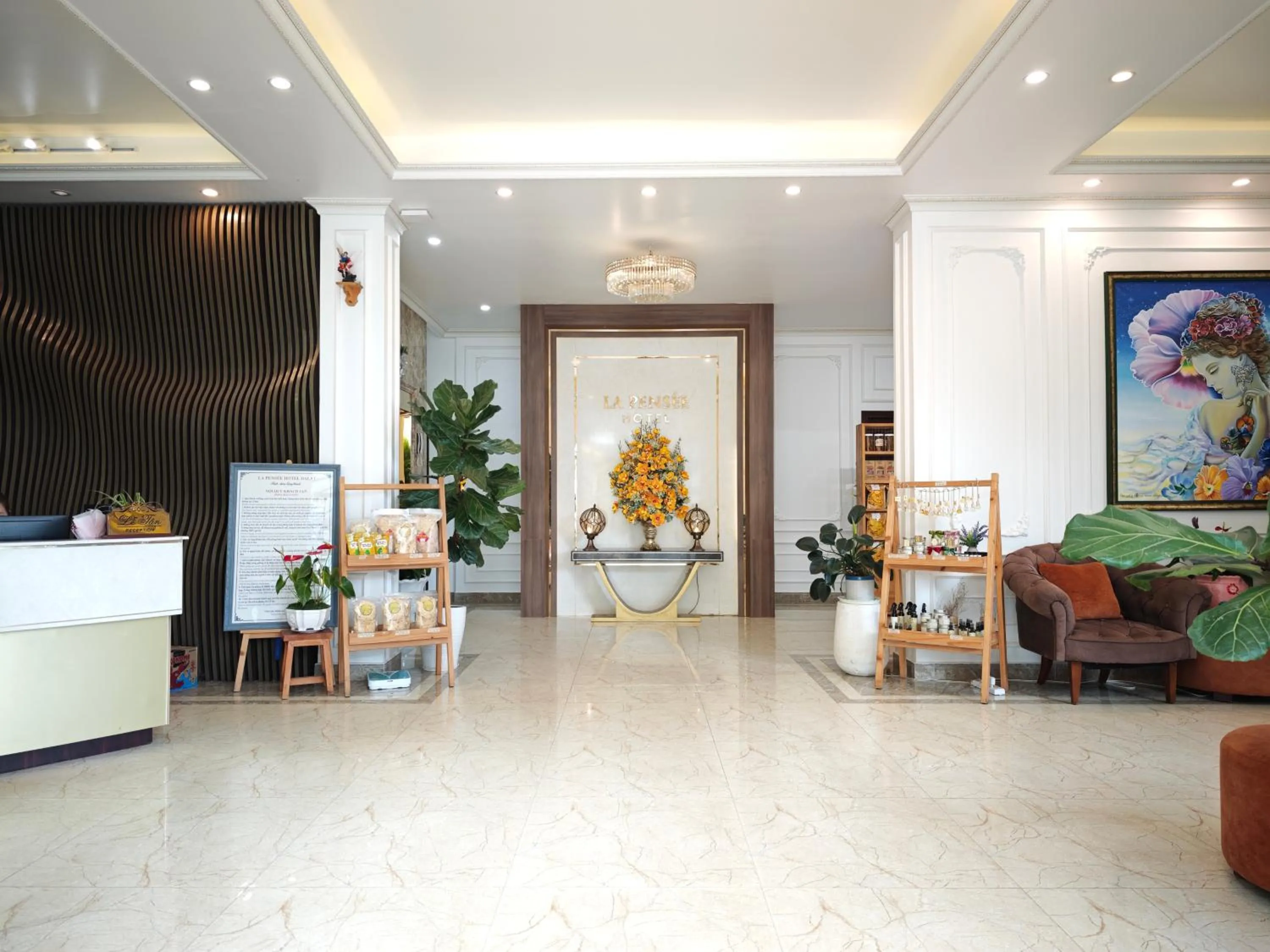 La Pense'e Hotel - Dalat