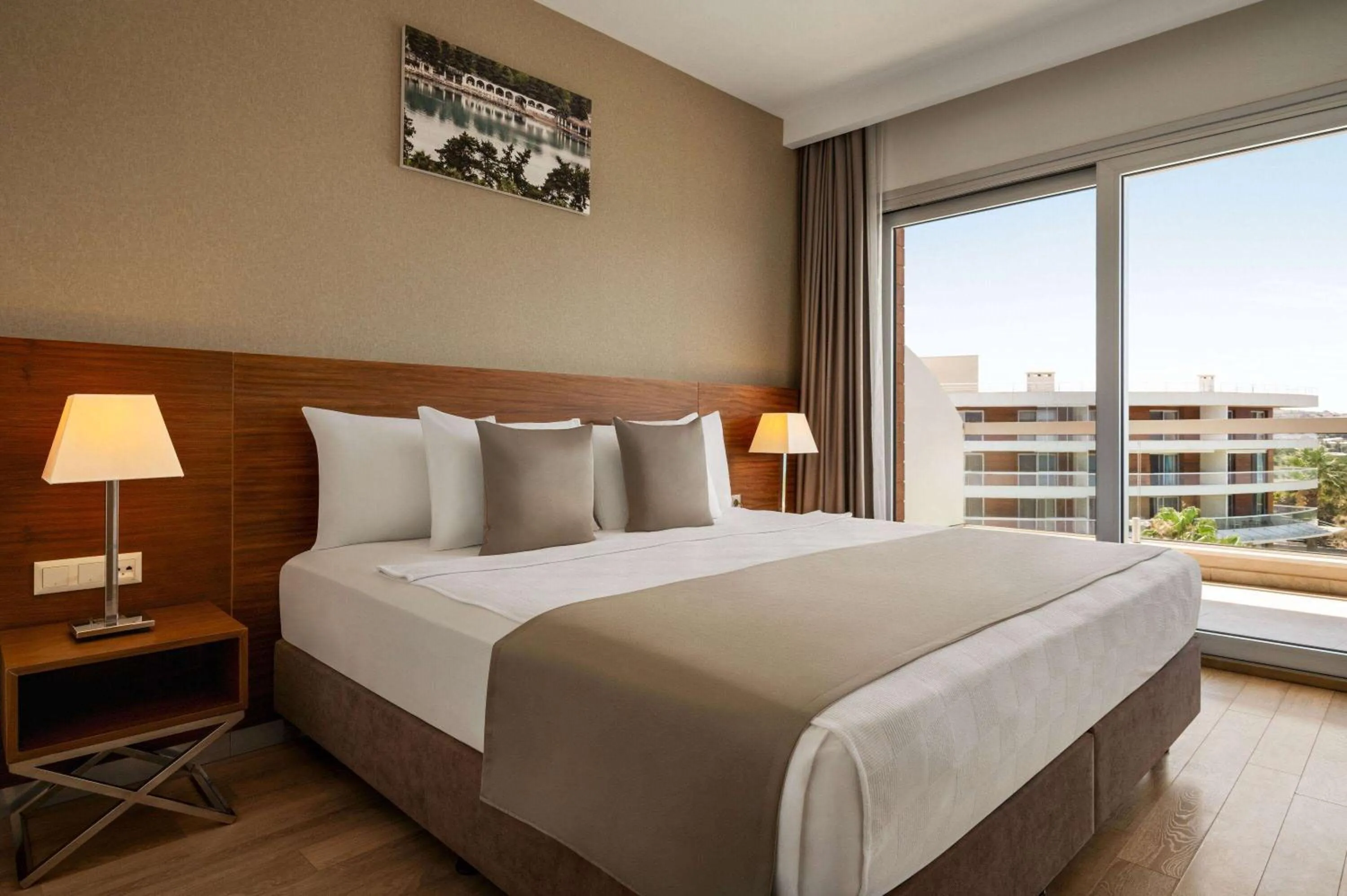 Photo of the whole room, Bed in La Quinta by Wyndham Cesme