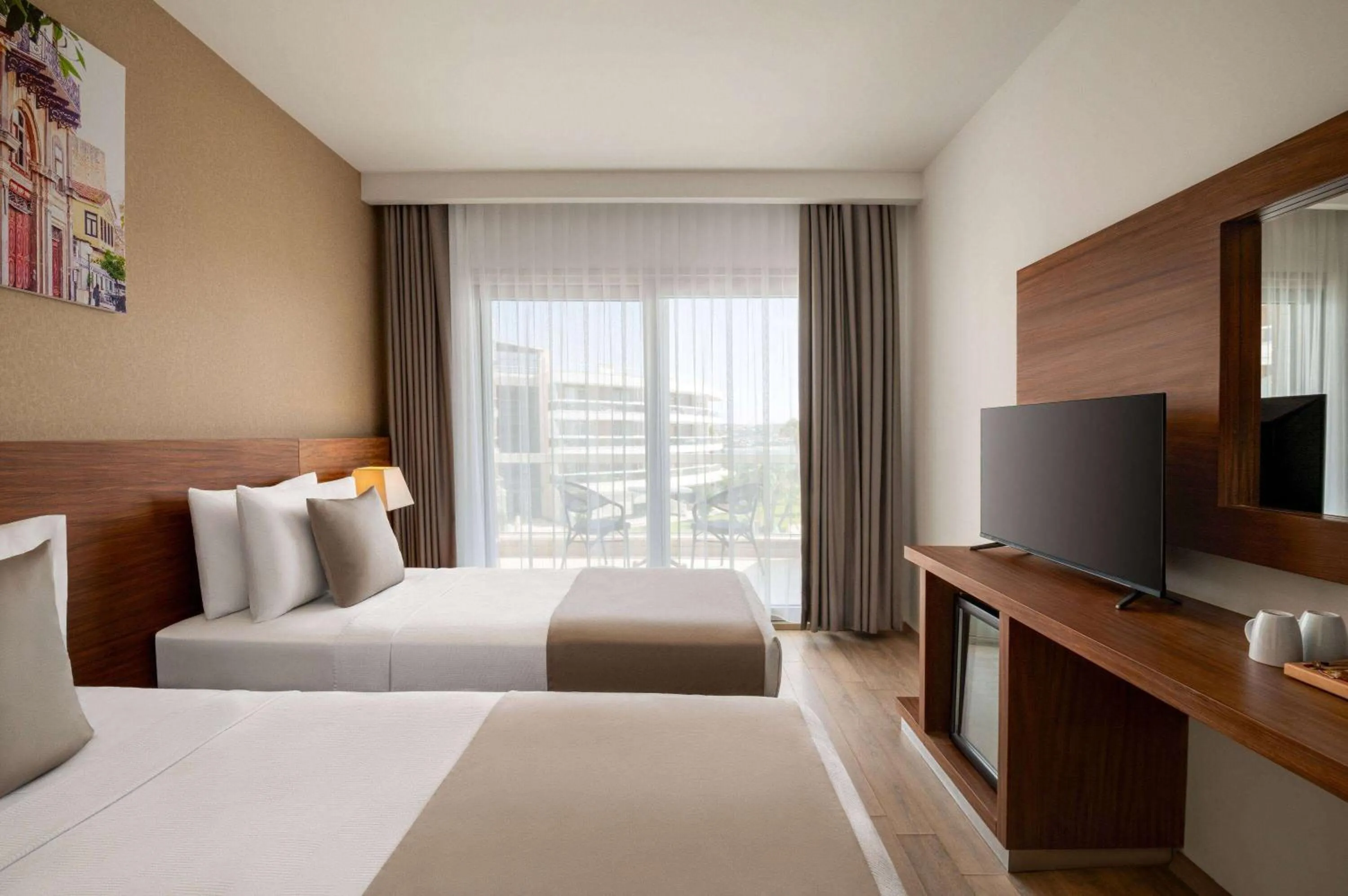 Photo of the whole room, Bed in La Quinta by Wyndham Cesme