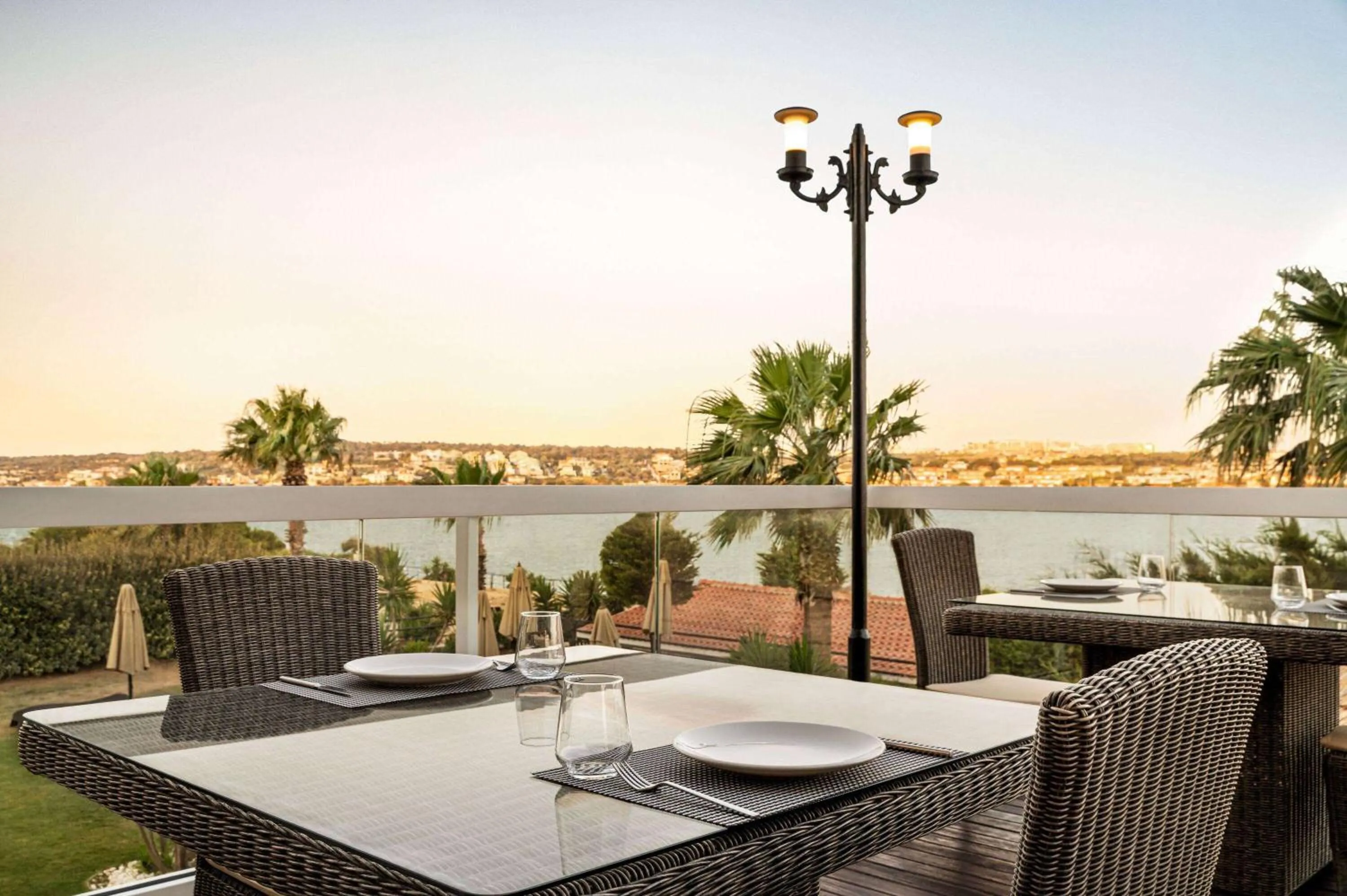 Restaurant/places to eat in La Quinta by Wyndham Cesme