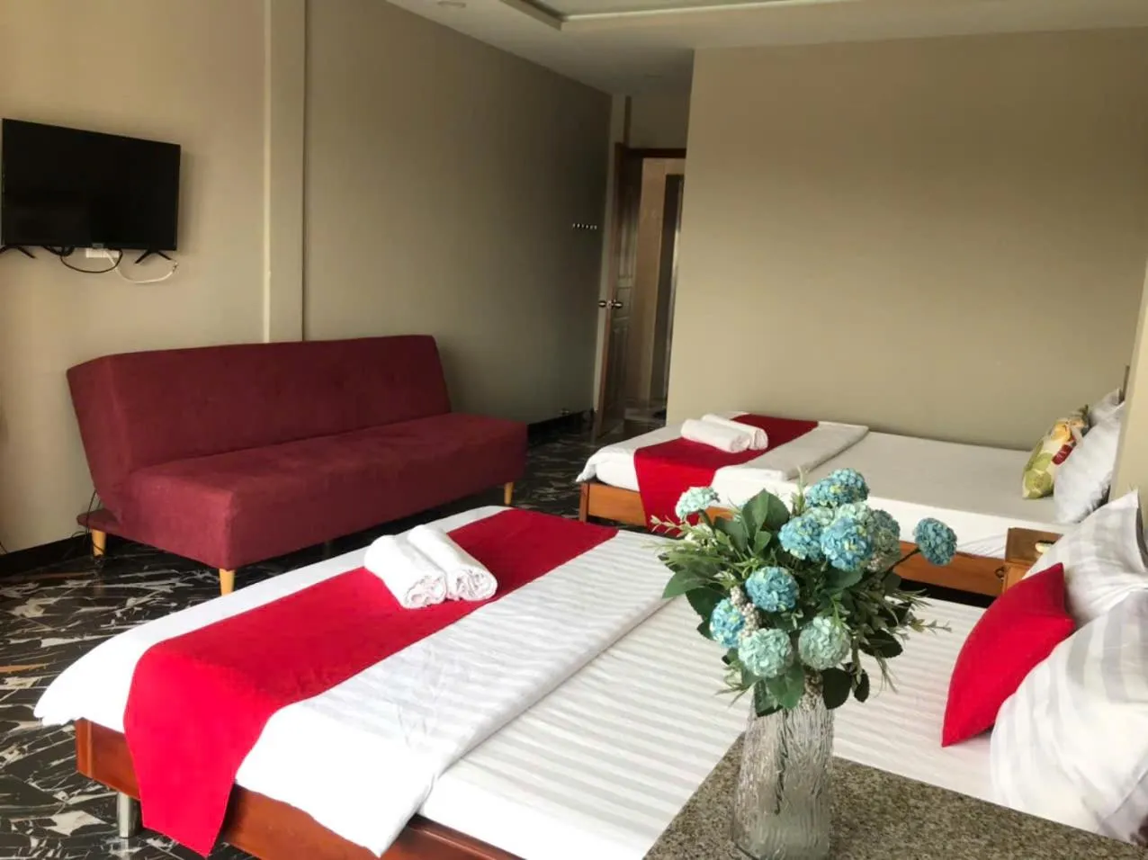 Bedroom, Bed in Bờ Sông Hotel