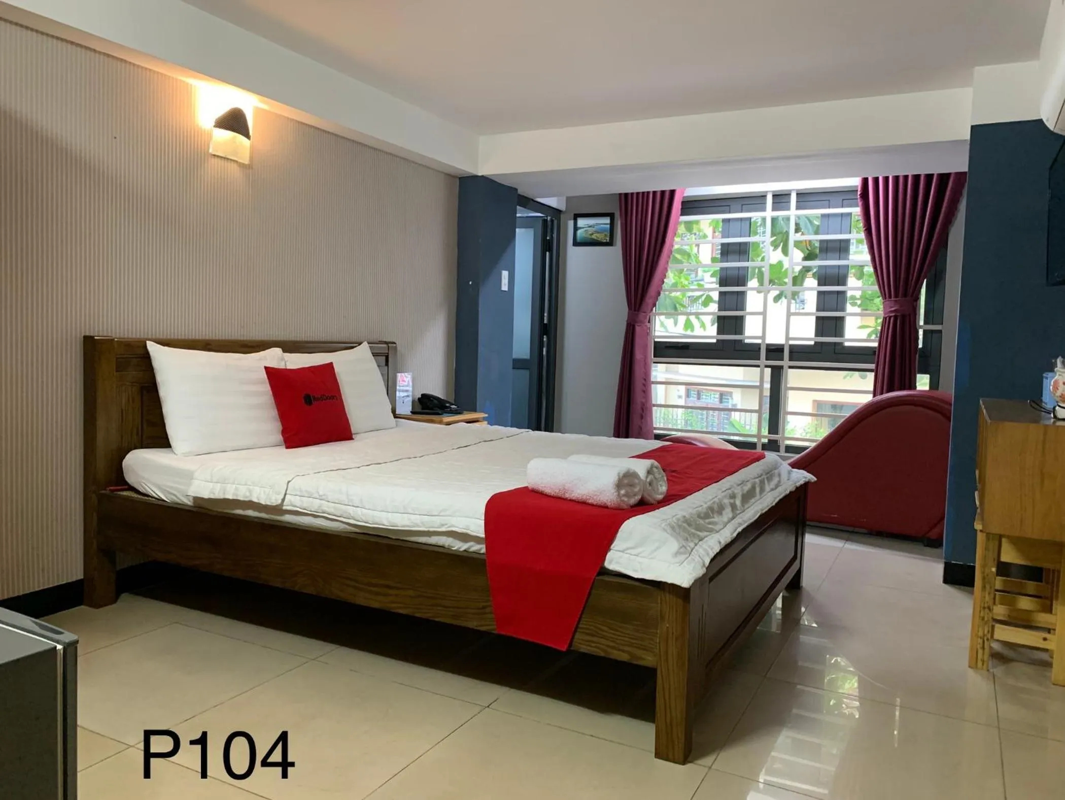 Bed in Bờ Sông Hotel