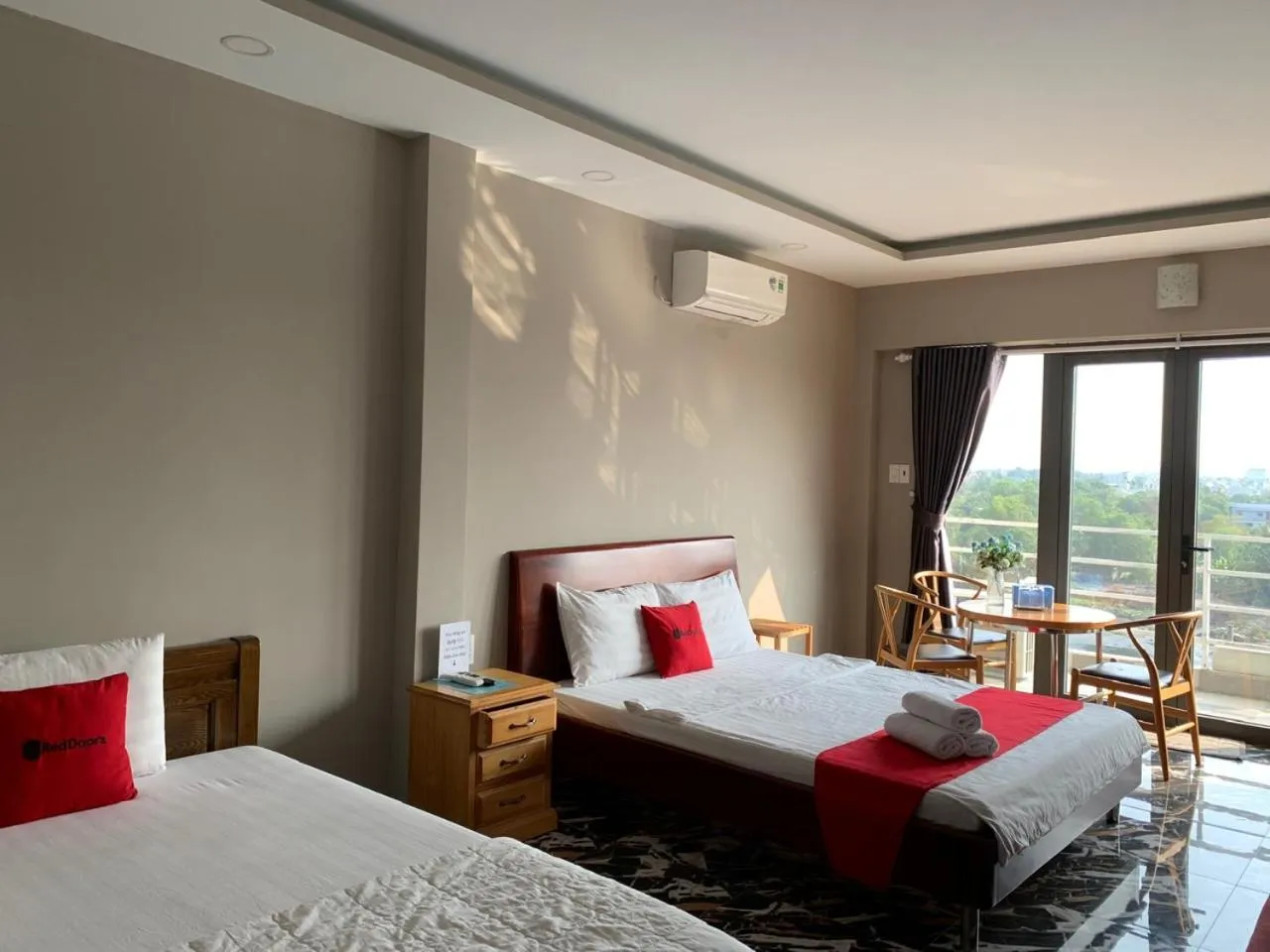 Bedroom, Bed in Bờ Sông Hotel