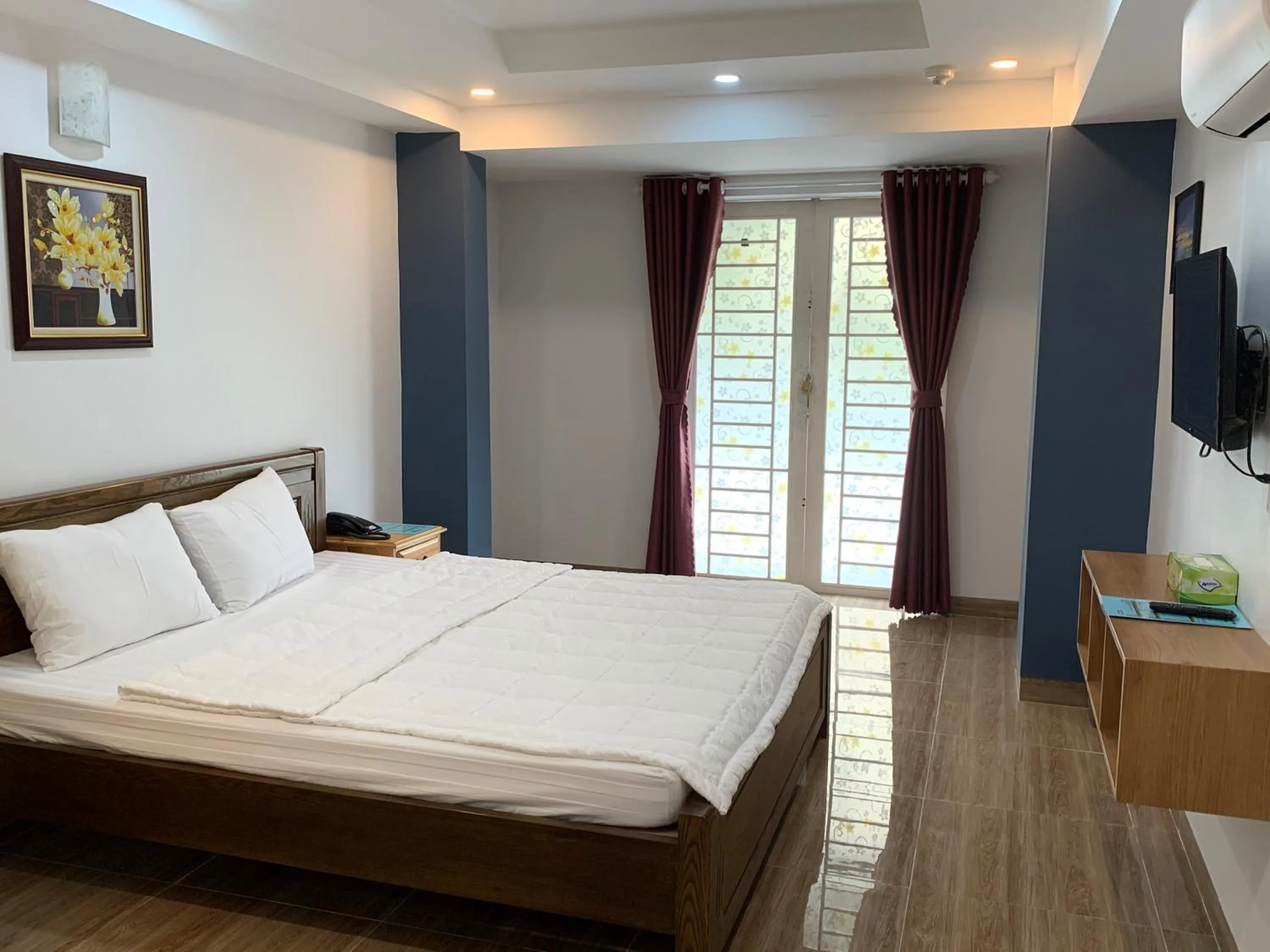 Bedroom, Bed in Bờ Sông Hotel