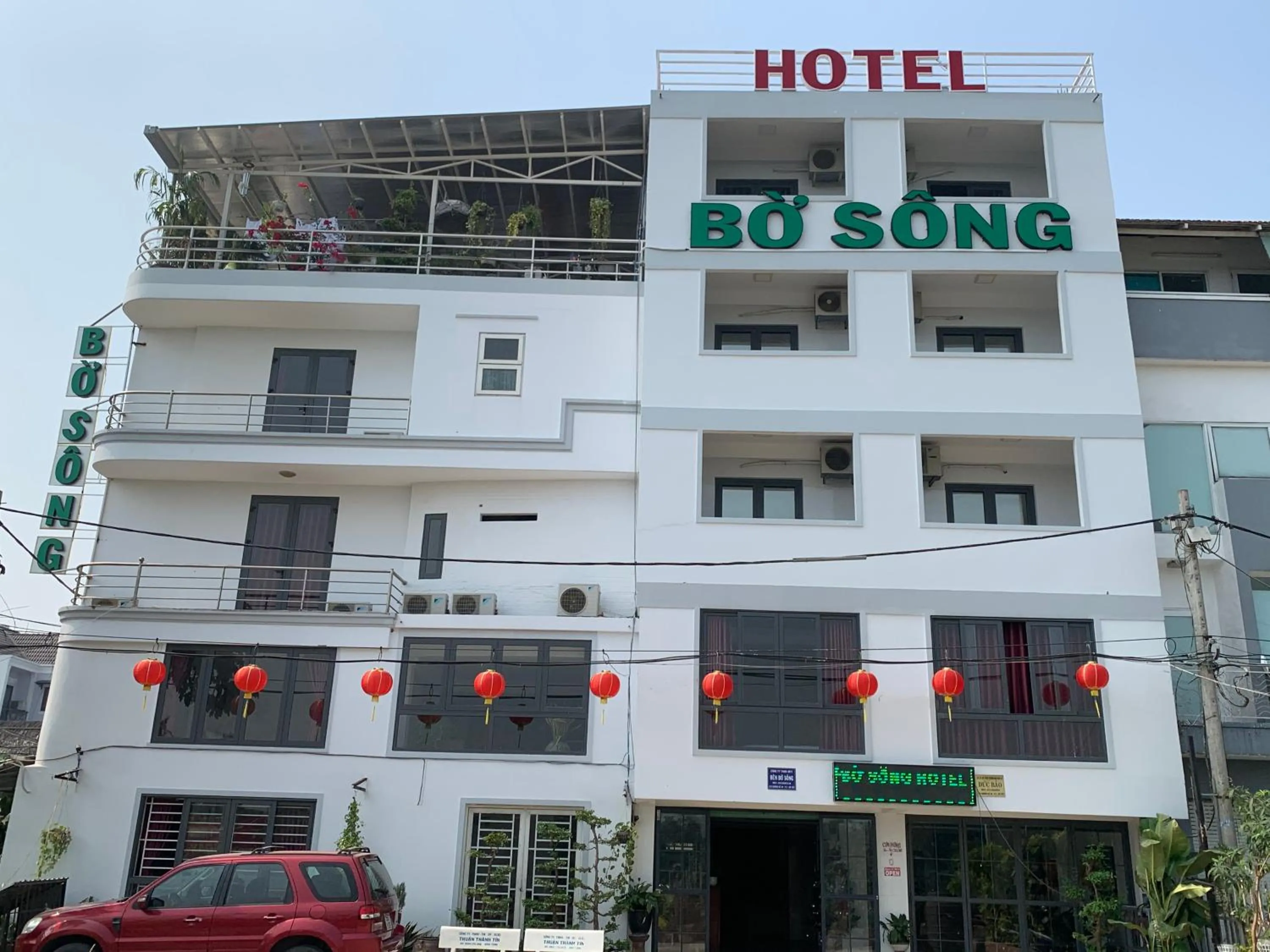 Property logo or sign in Bờ Sông Hotel
