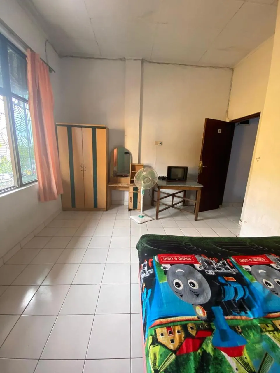 Living room in Bulusaraung Homestay Makassar