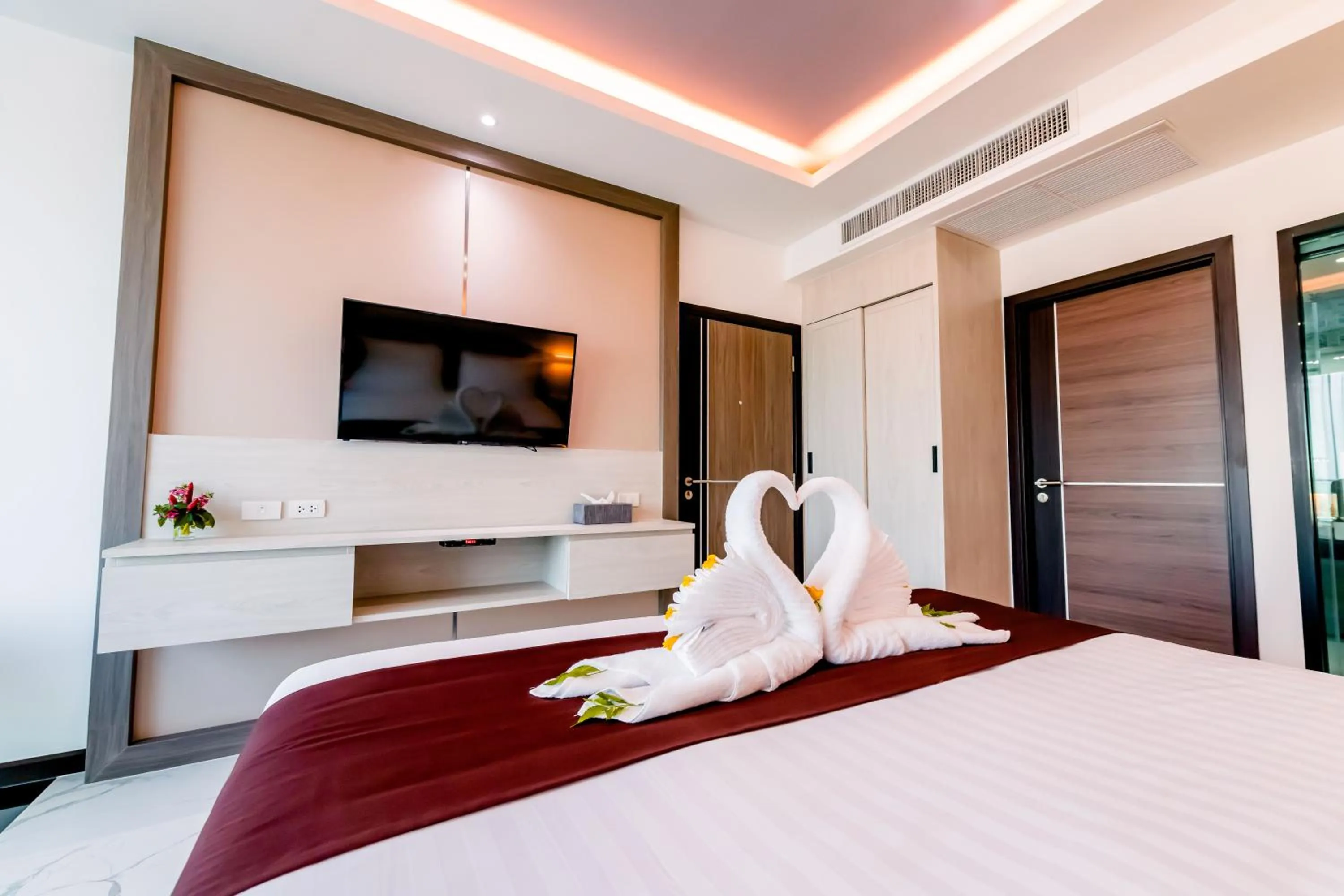 Bed in The Proud Hotel Pattaya - SHA Certified