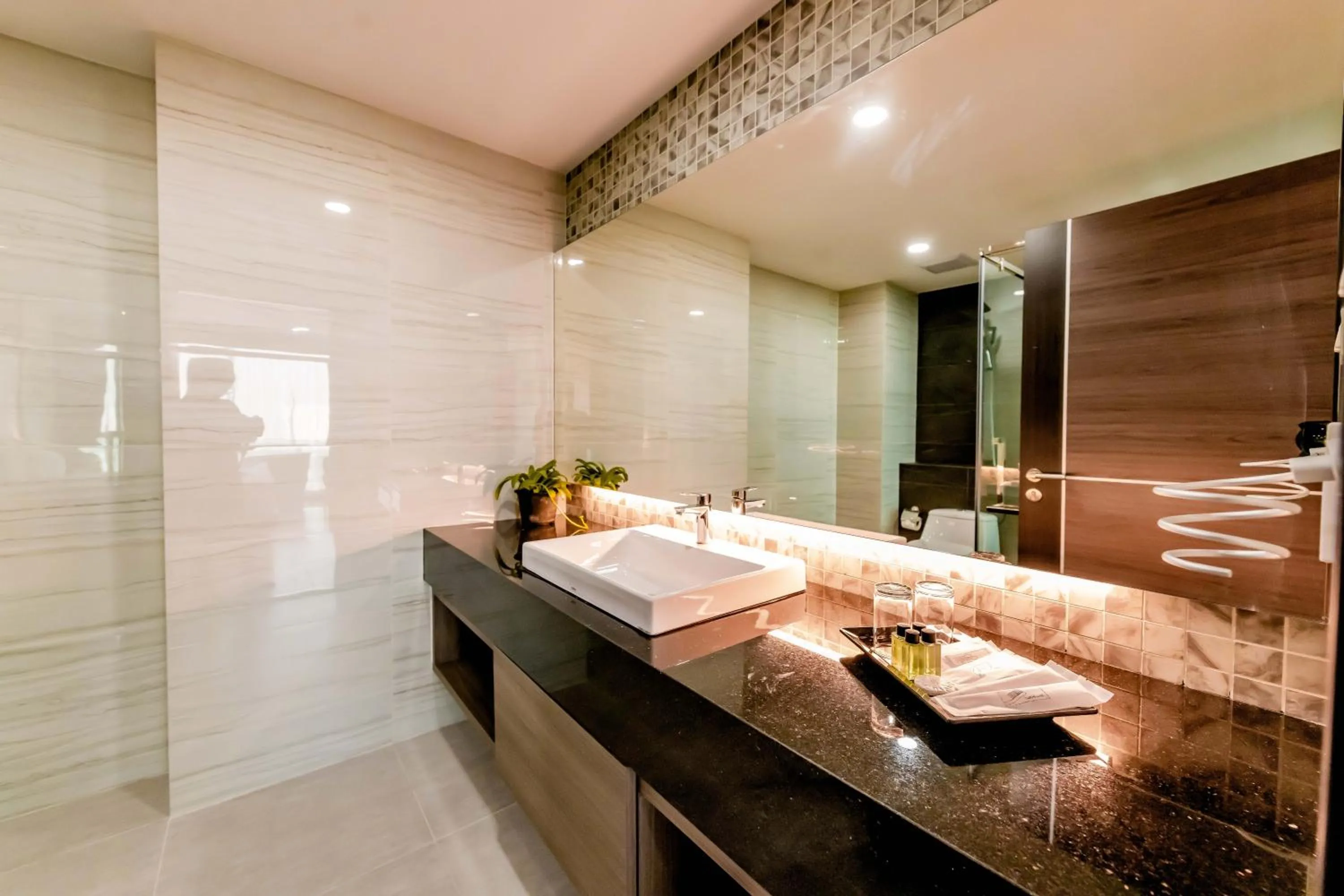 The Proud Hotel Pattaya - SHA Certified