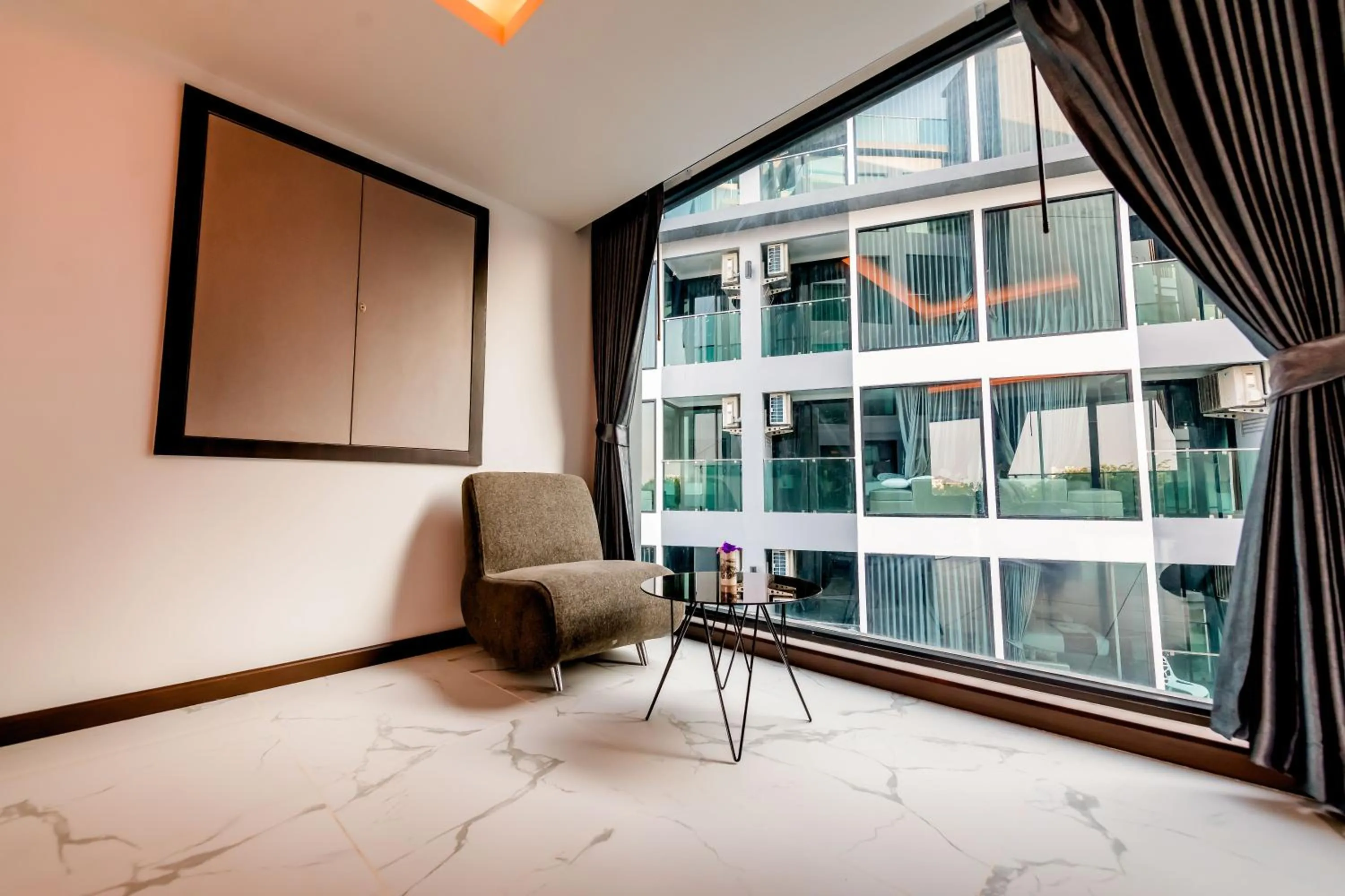 The Proud Hotel Pattaya - SHA Certified