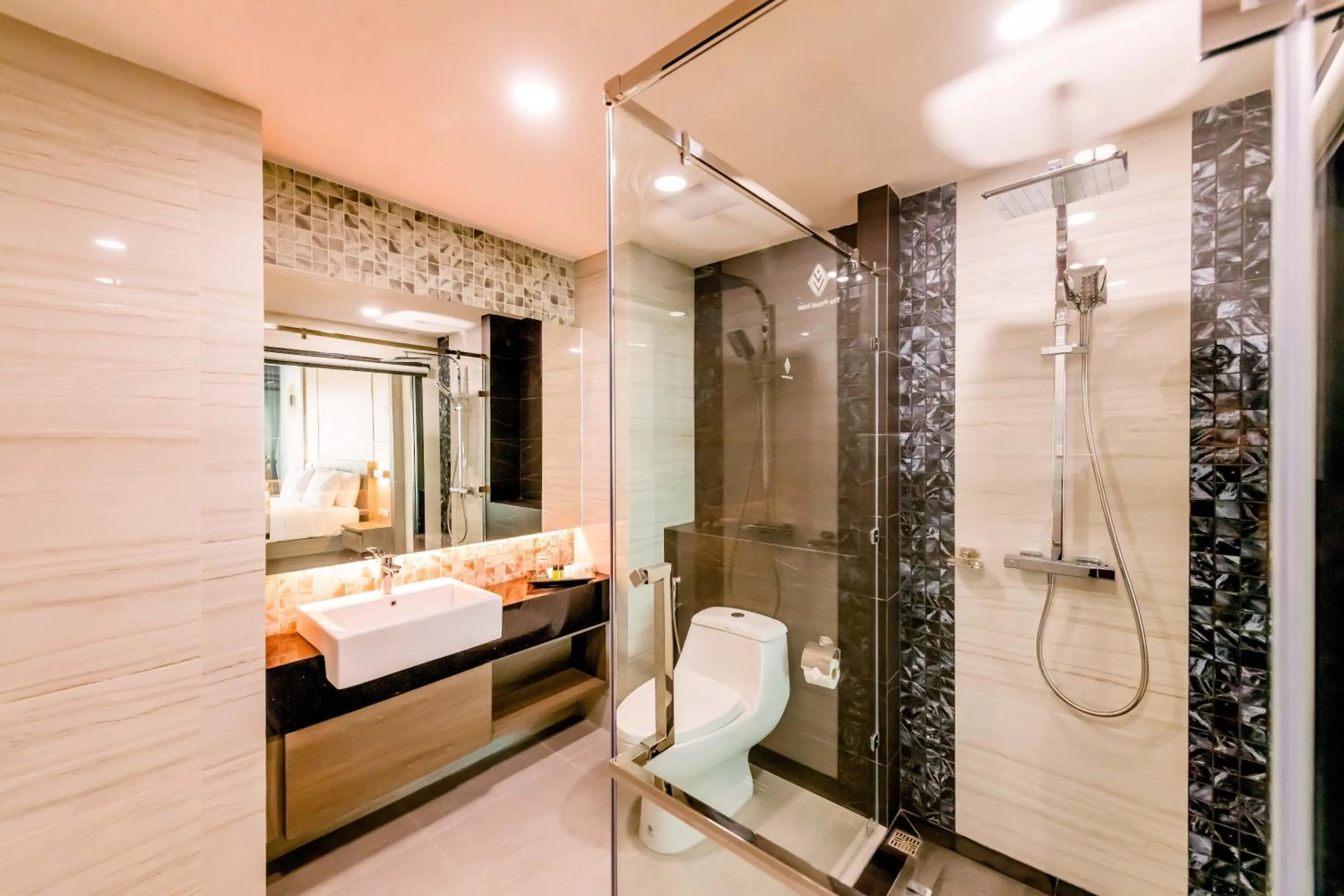 The Proud Hotel Pattaya - SHA Certified