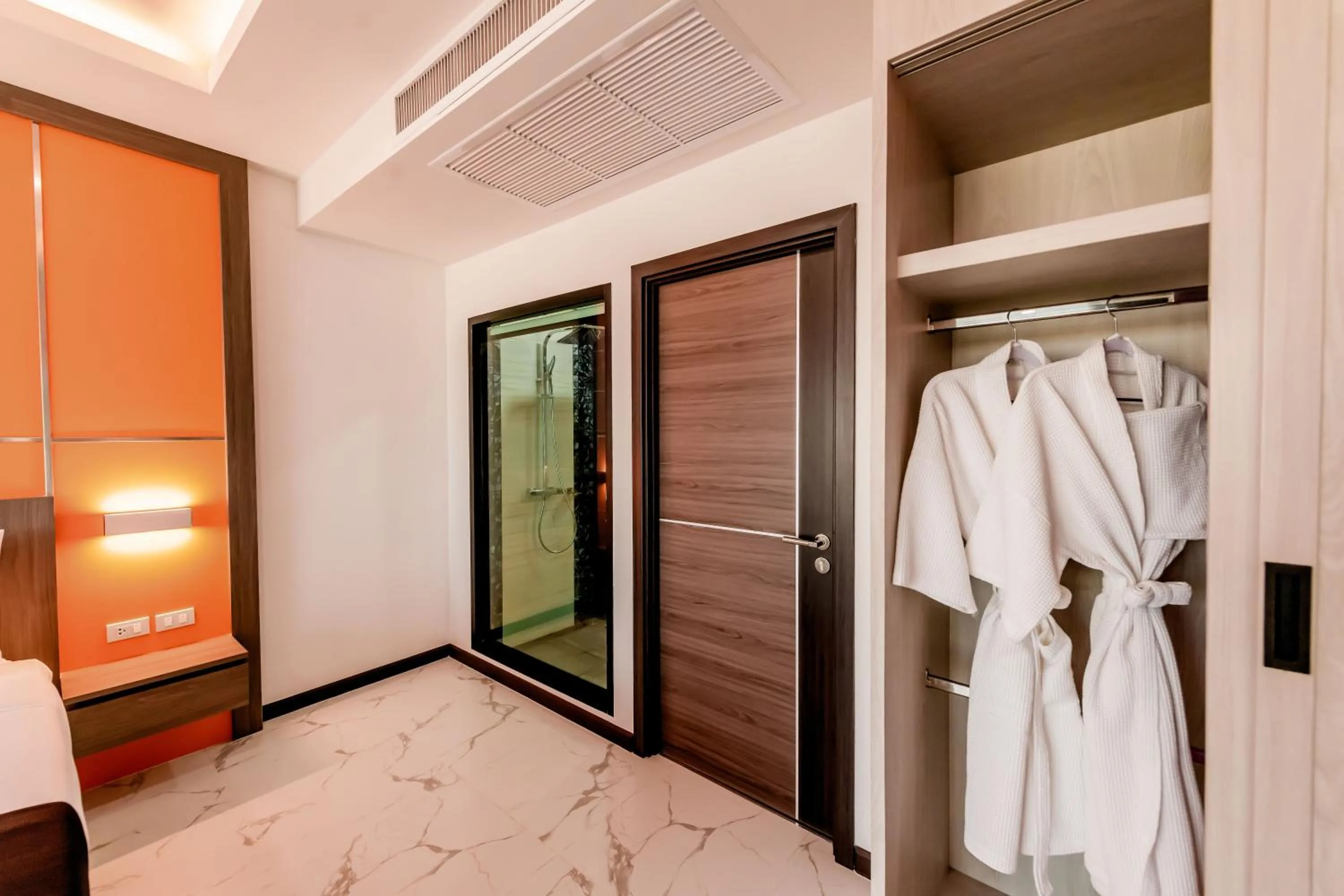 The Proud Hotel Pattaya - SHA Certified