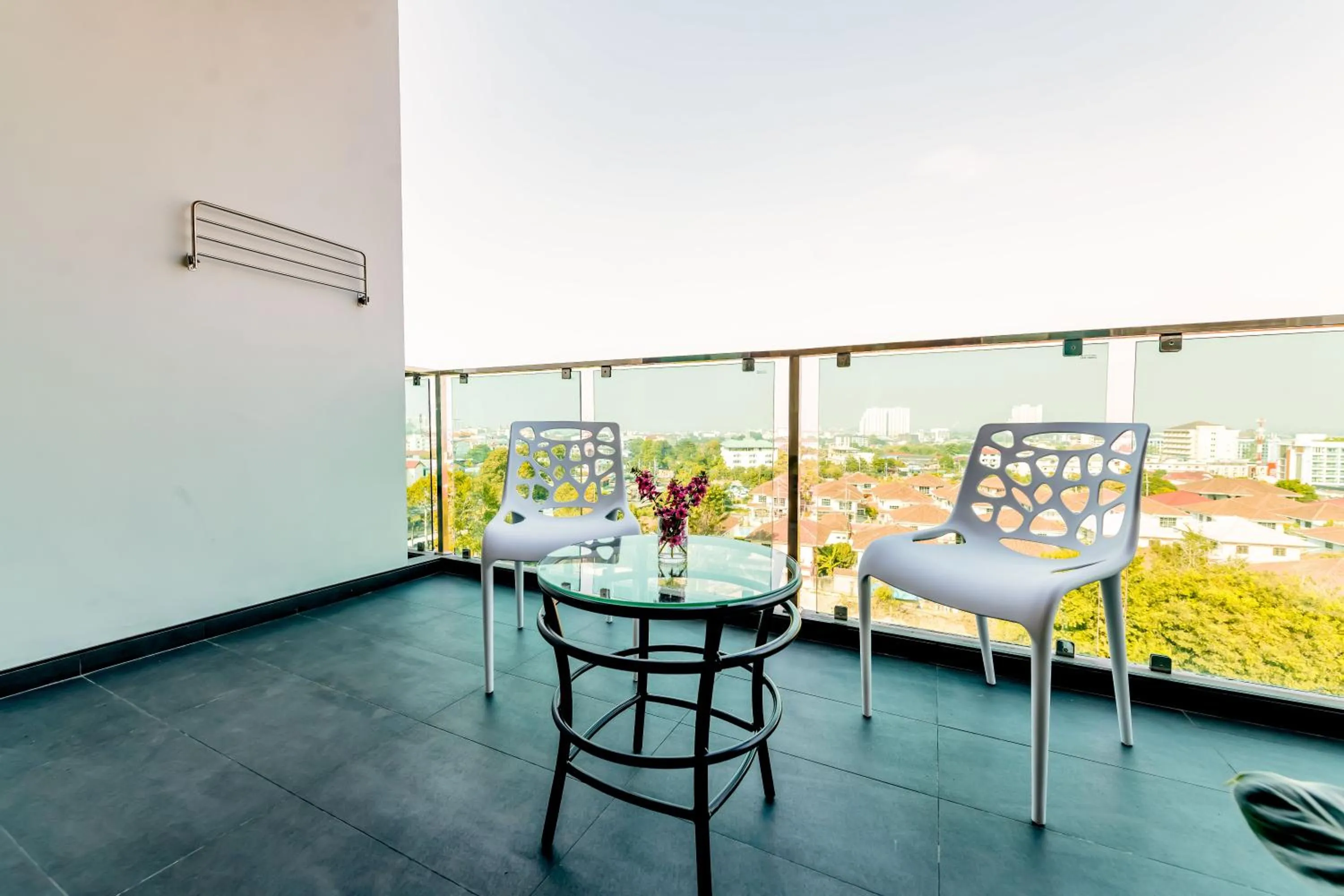 The Proud Hotel Pattaya - SHA Certified