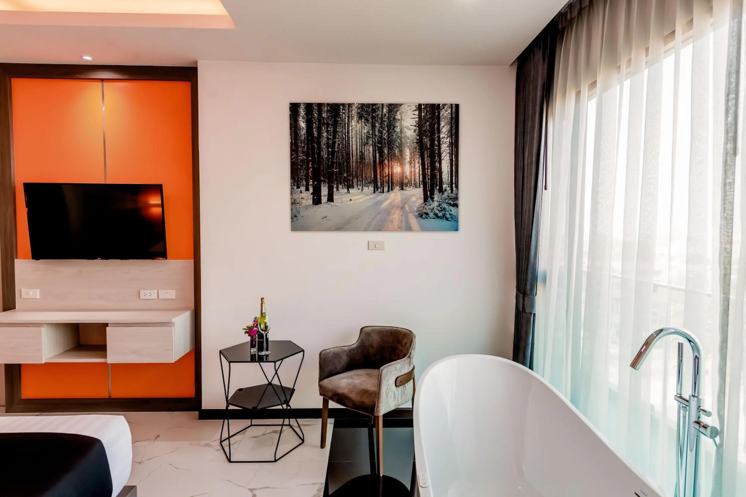 The Proud Hotel Pattaya - SHA Certified