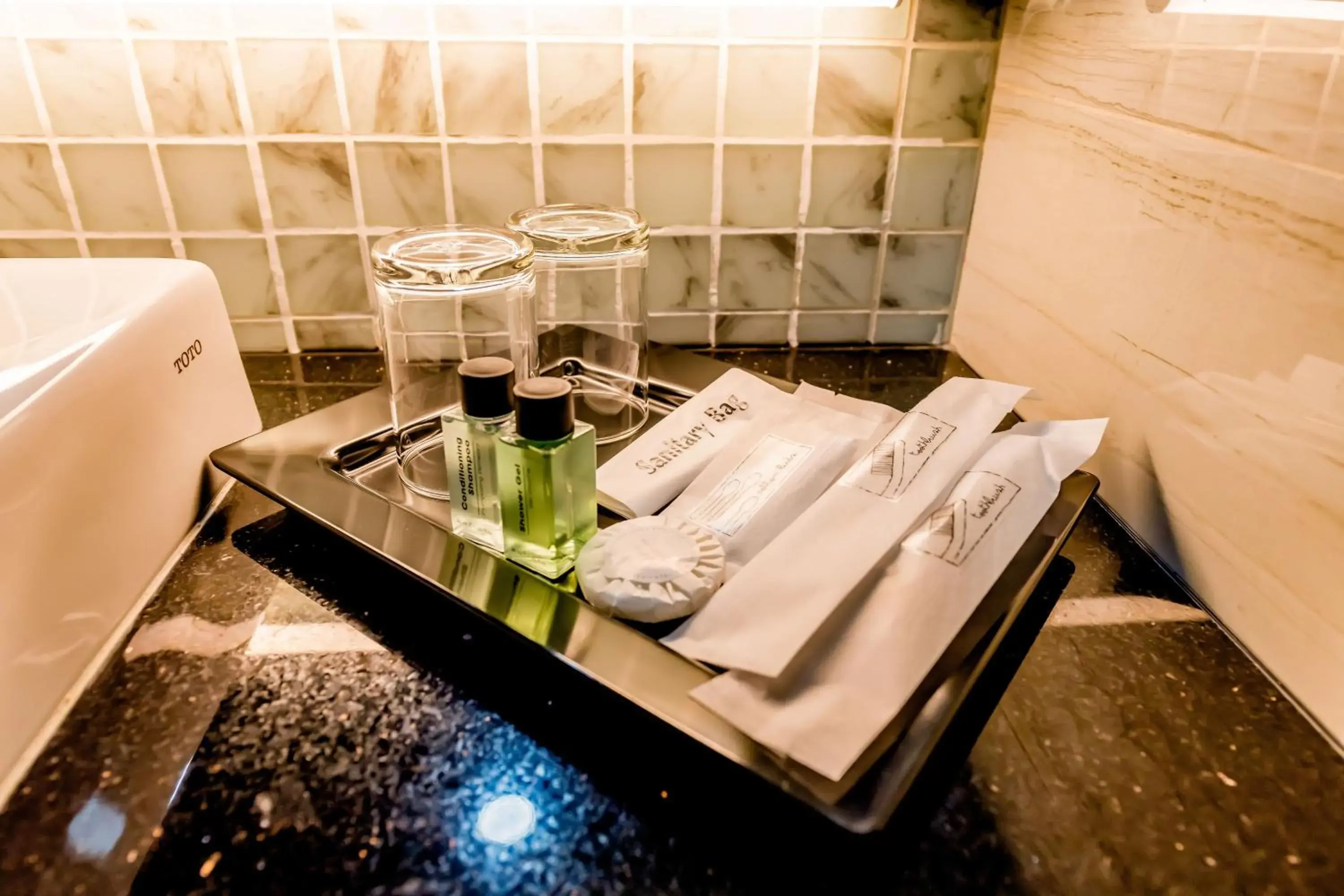 Deluxe Twin Room in The Proud Hotel Pattaya - SHA Certified Deluxe Twin Room in The Proud Hotel Pattaya - SHA Certified