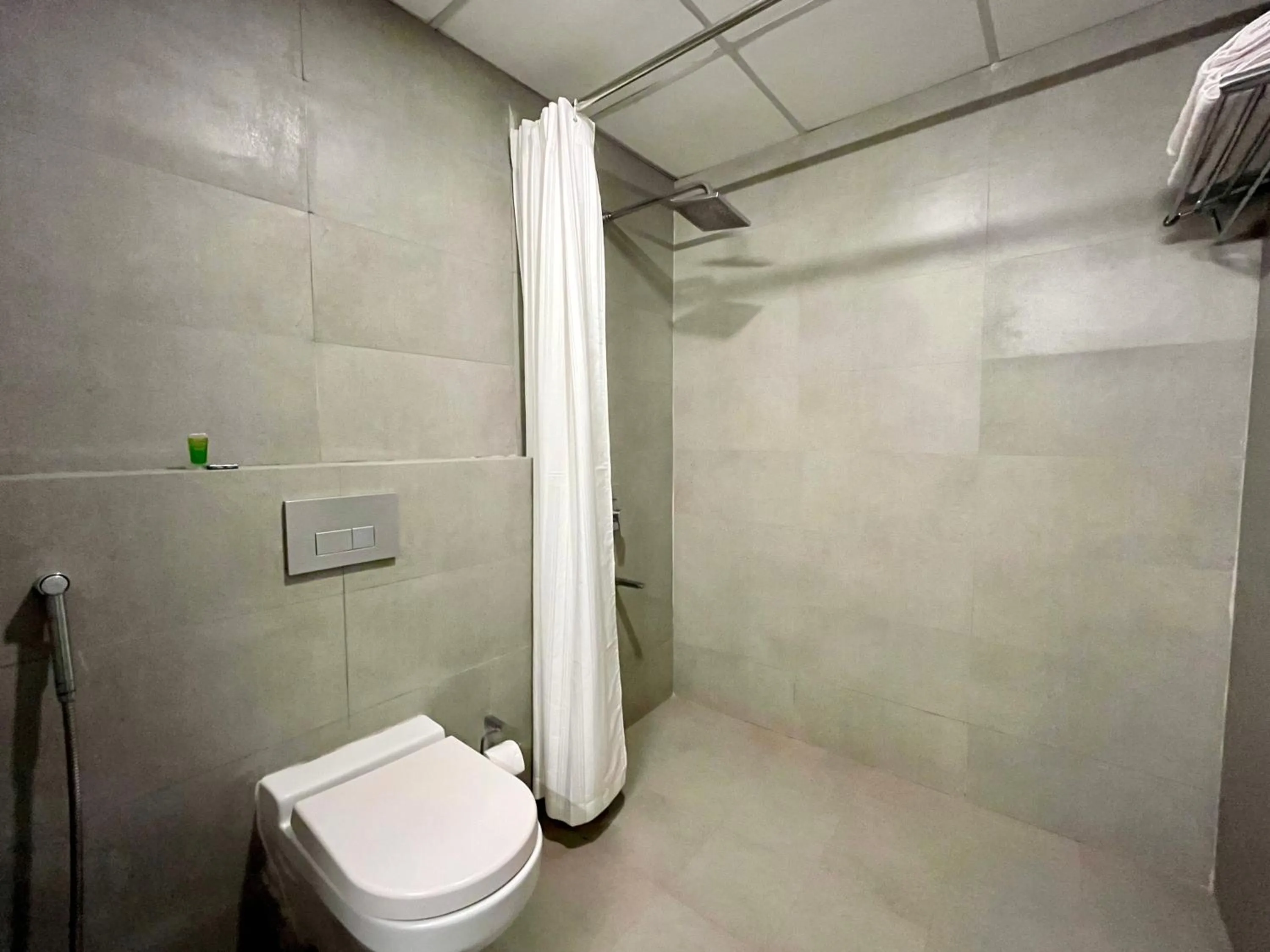 Shower in Hotel The Golden Sands