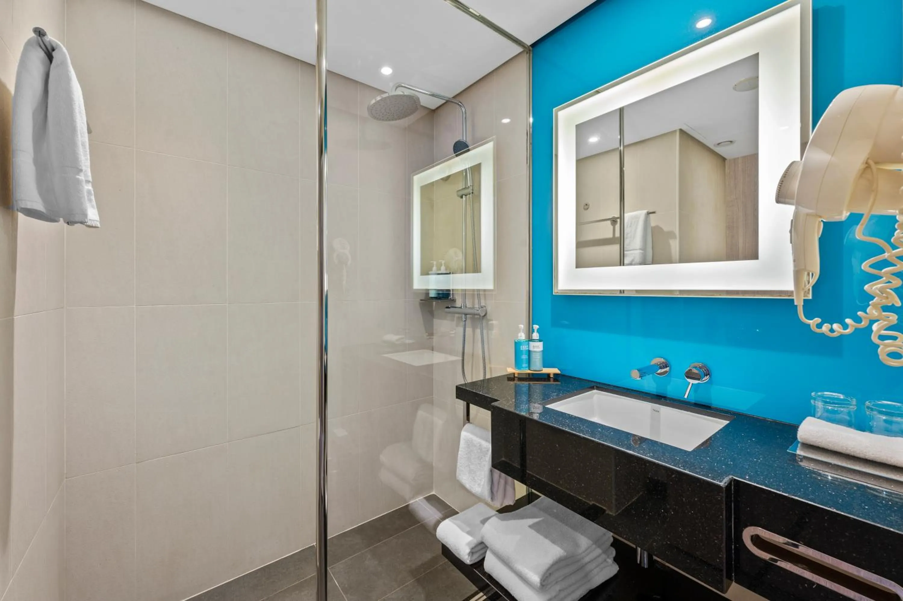 Bathroom in Novotel Dubai World Trade Centre