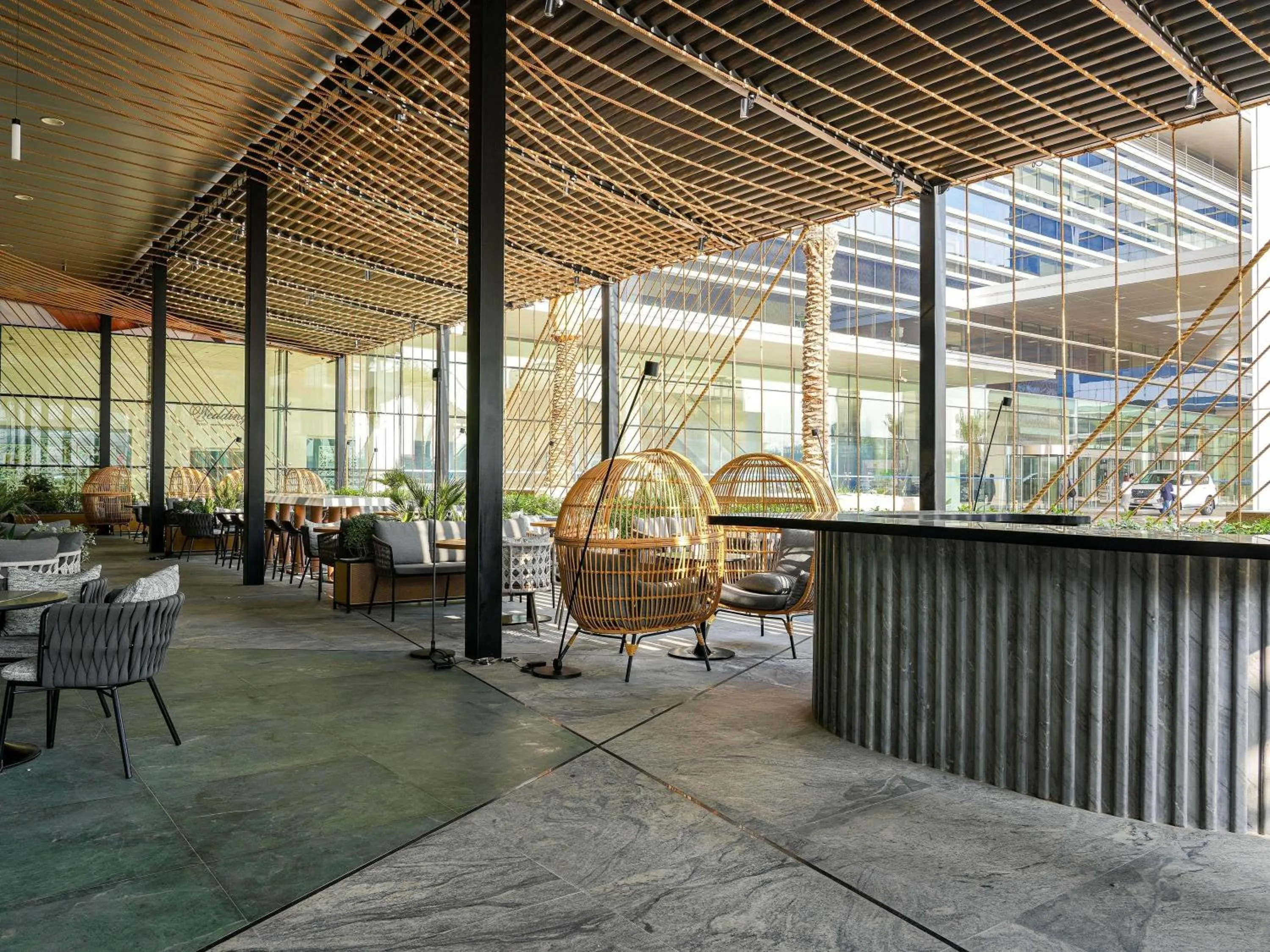 Restaurant/places to eat in Novotel Dubai World Trade Centre