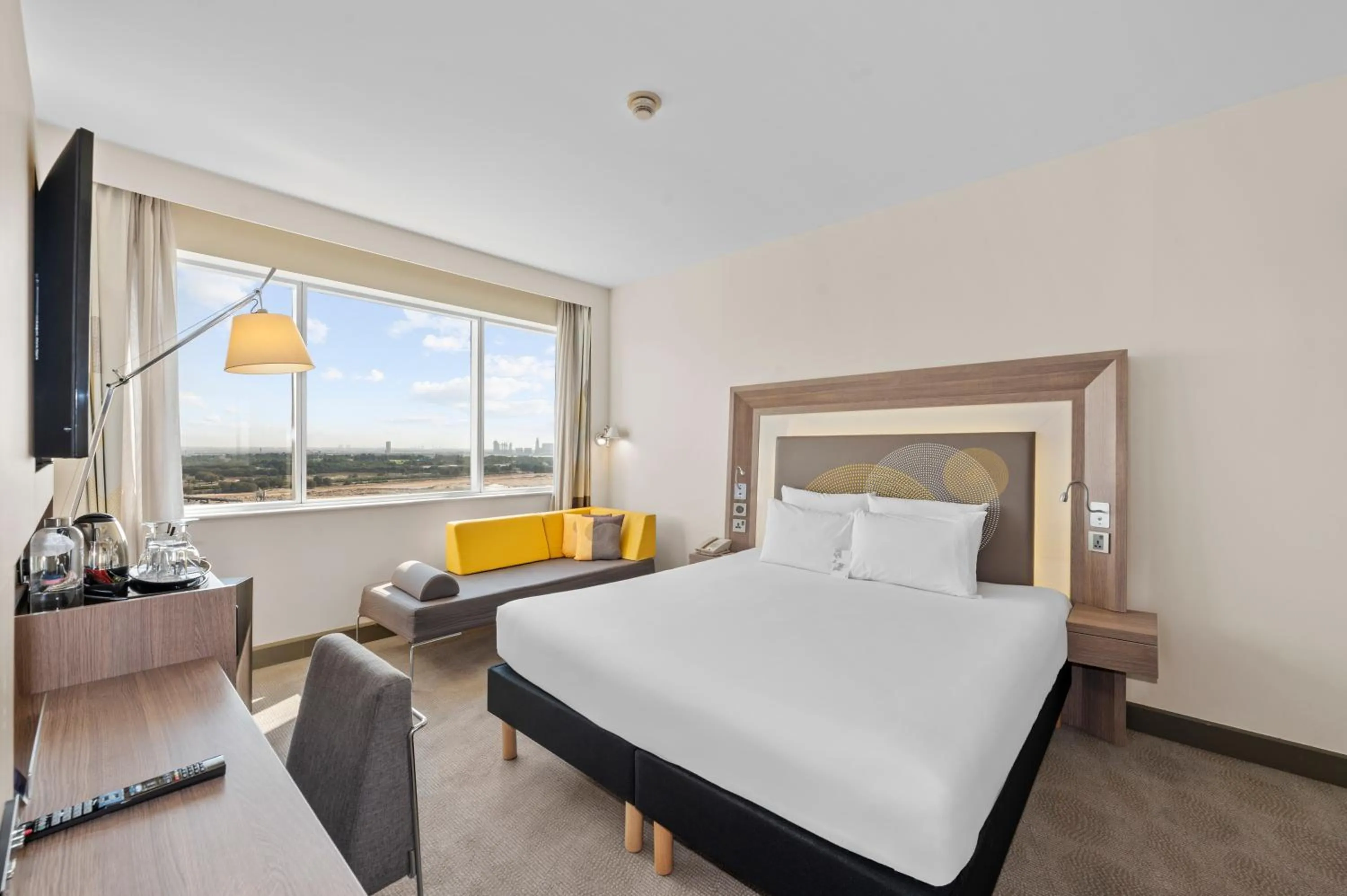 Bed in Novotel Dubai World Trade Centre