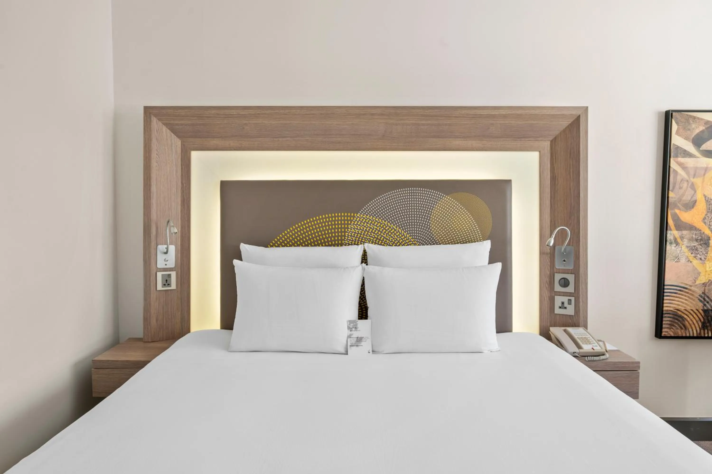 Bed in Novotel Dubai World Trade Centre