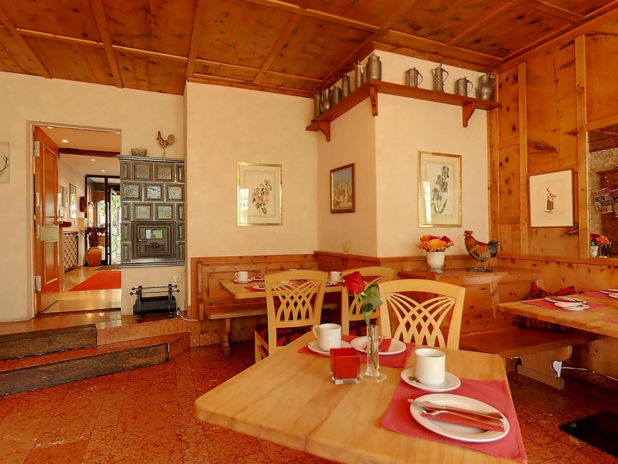 Restaurant/places to eat in Hotel Heigl