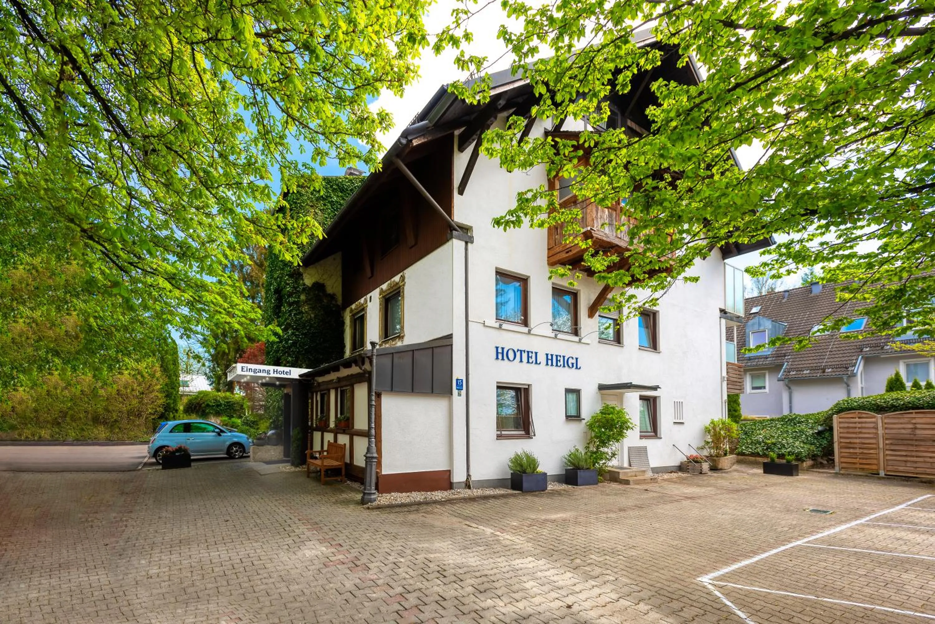 Property building in Hotel Heigl