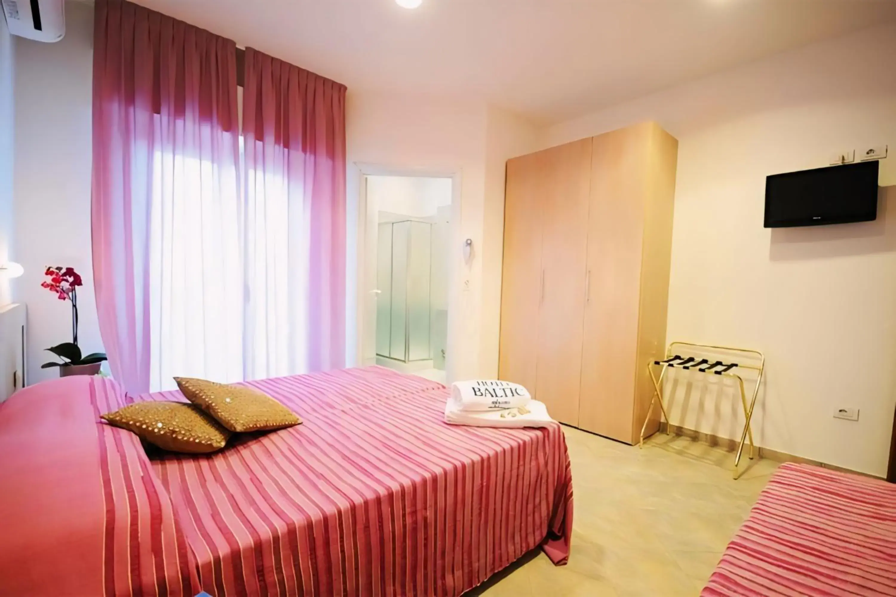 Double Room with Balcony and Sea View in Hotel Baltic Double Room with Balcony and Sea View in Hotel Baltic