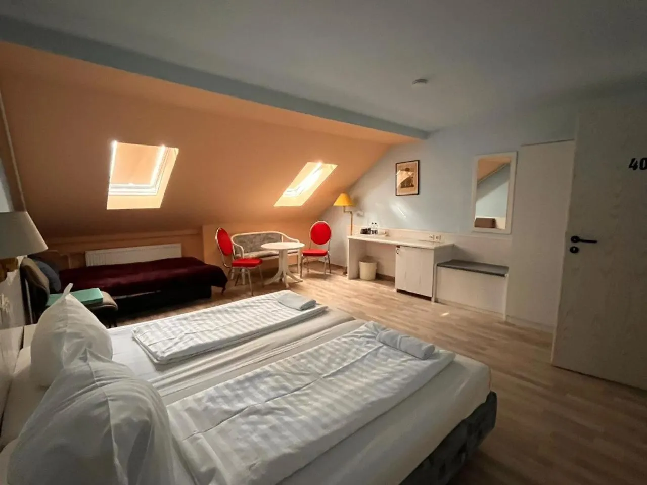 Bedroom, Bed in Hotel Elisenhof