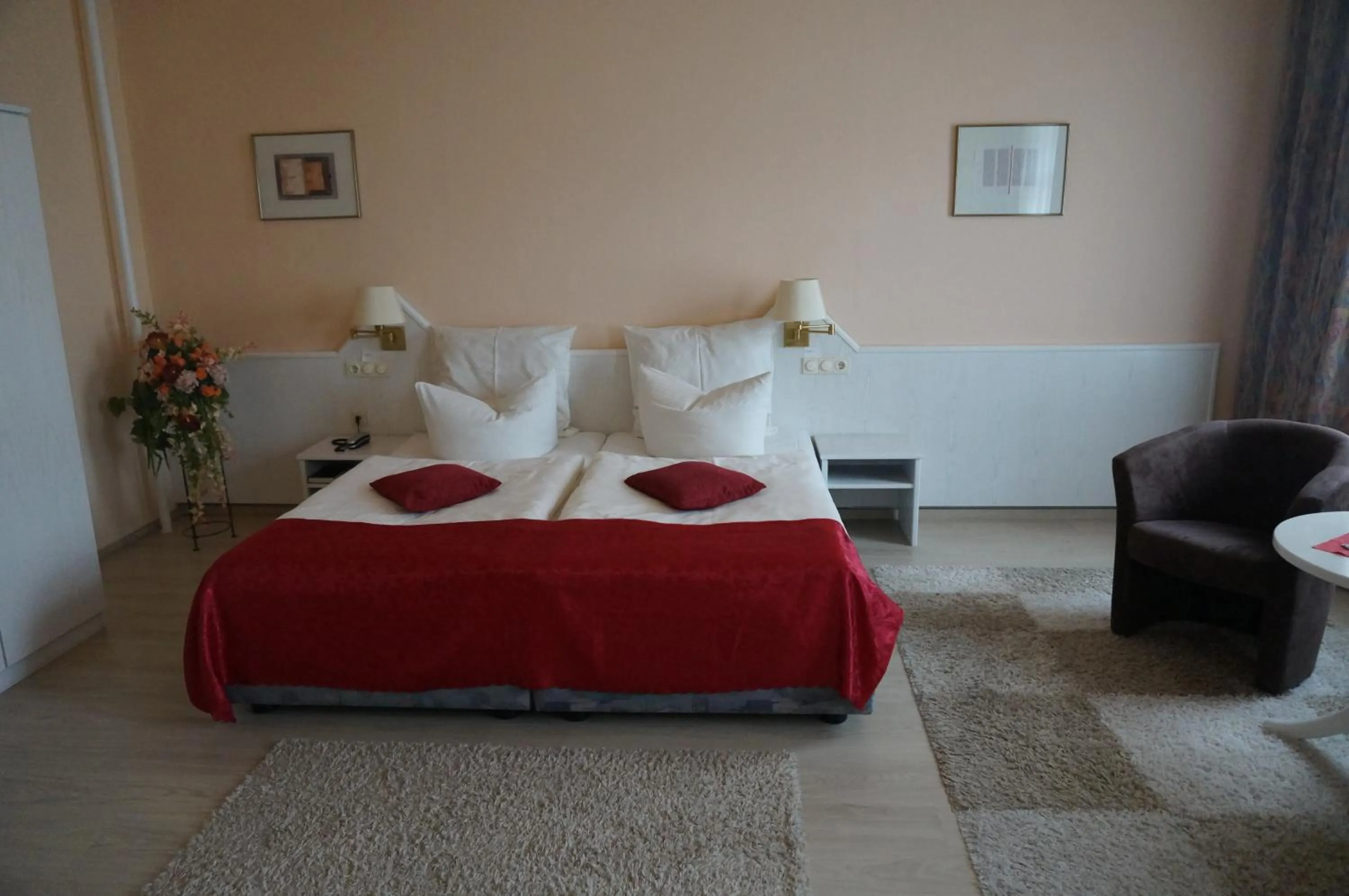 Bed in Hotel Elisenhof