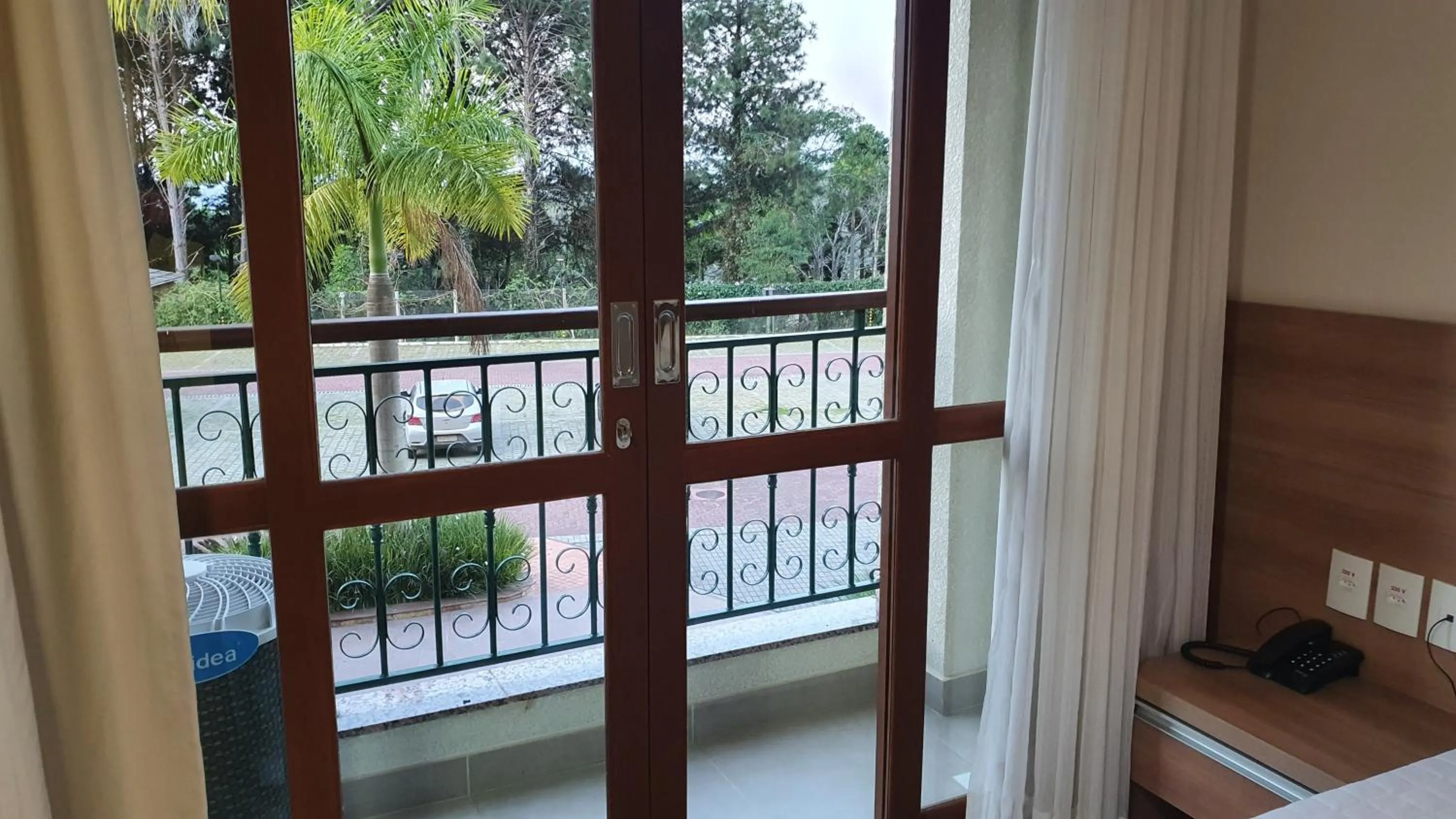 Vista Azul Flat Service