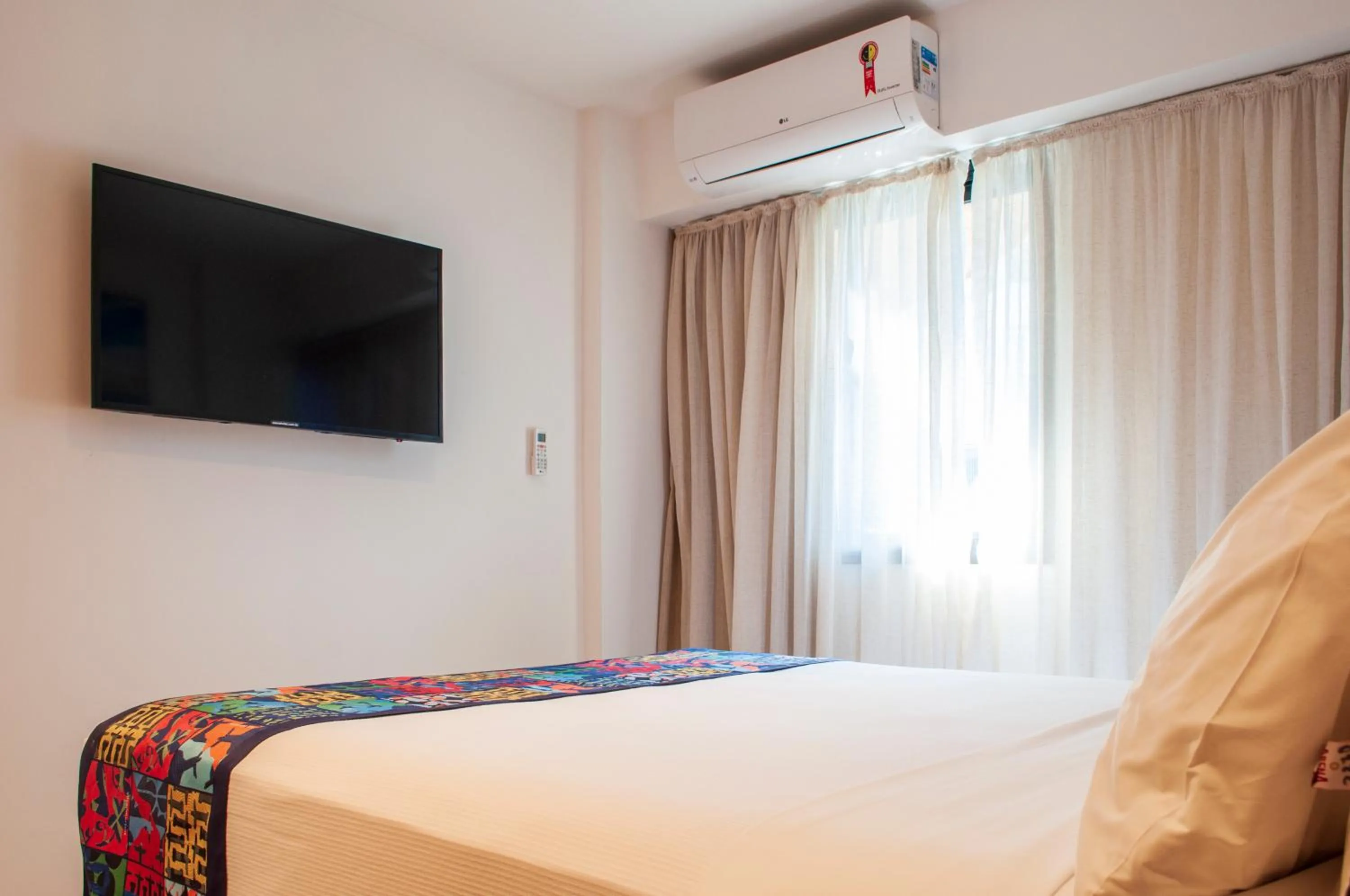 Bedroom, Bed in Anna Suites Ipanema by Arena Hotéis