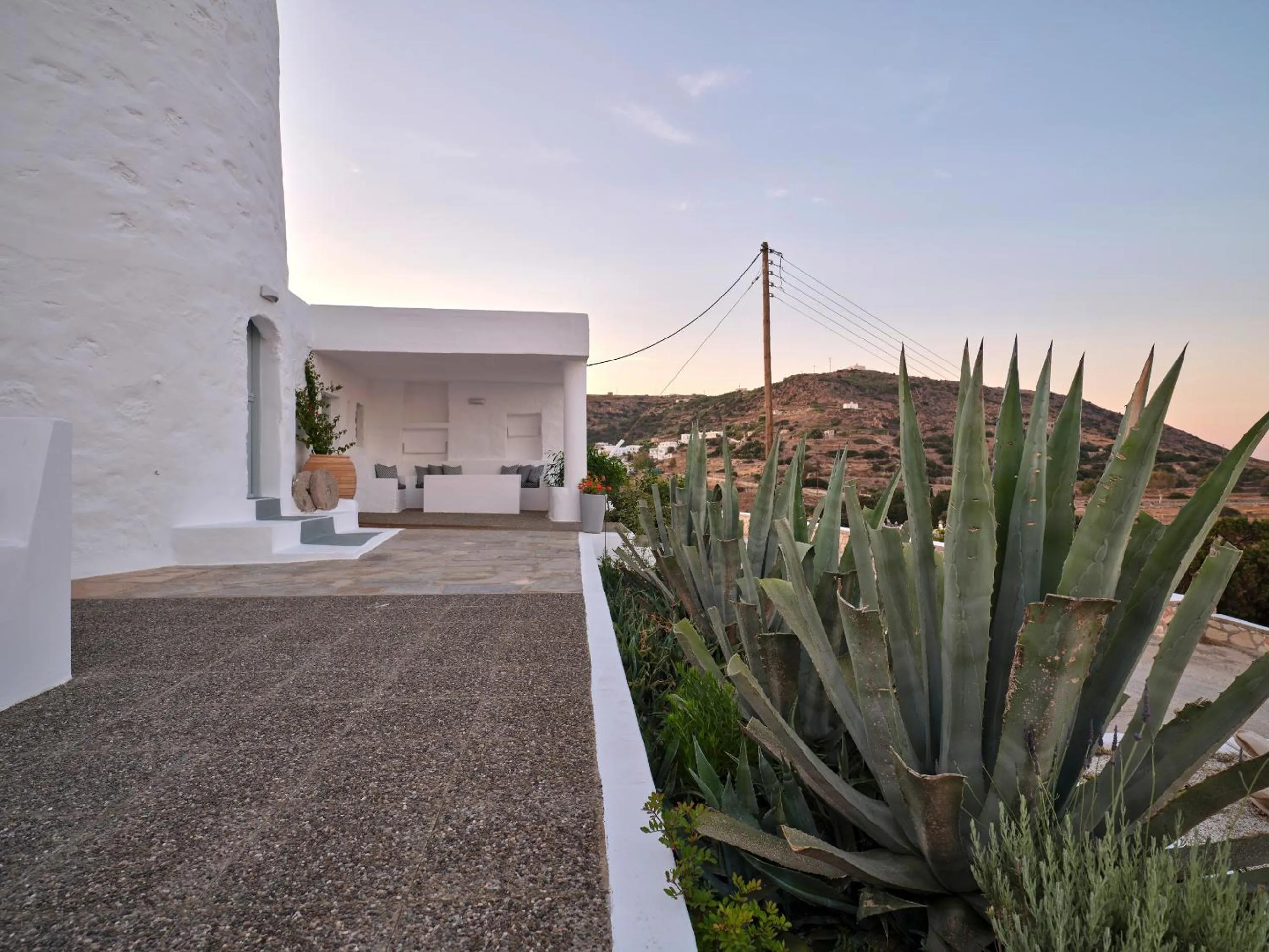 Property building in The Windmill Kimolos