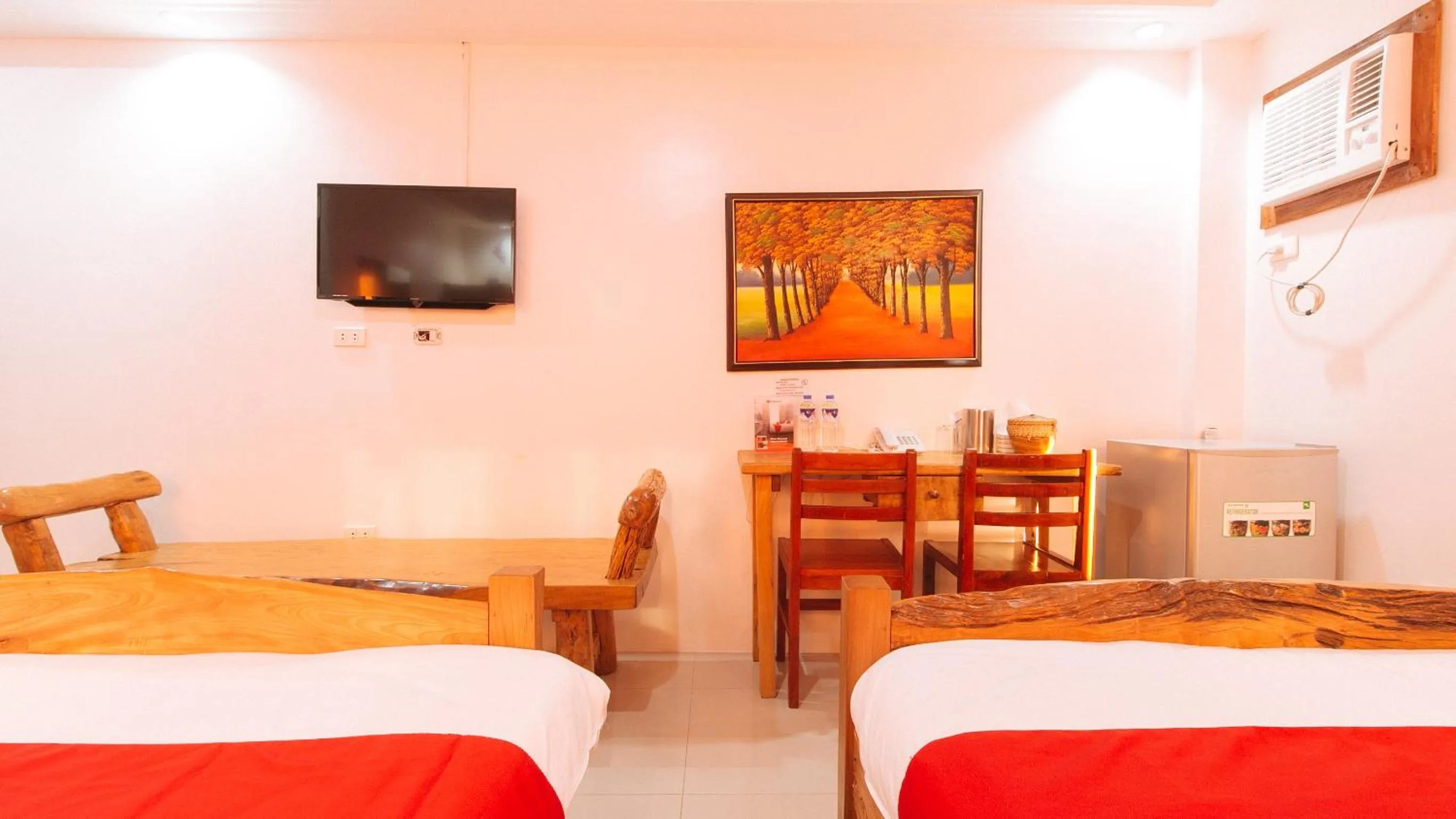 Bed in RedDoorz Plus @ Jollydays Hotel Nueva Ecija