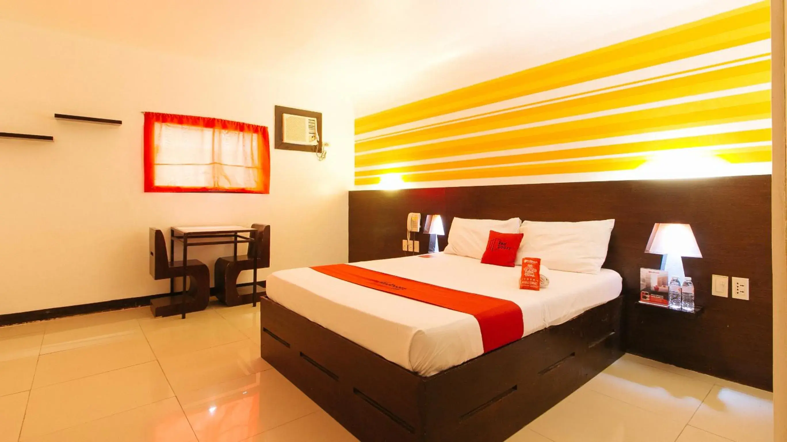 Superior Double Room in RedDoorz @ EL Runway Hotel Bulacan Superior Double Room in RedDoorz @ EL Runway Hotel Bulacan
