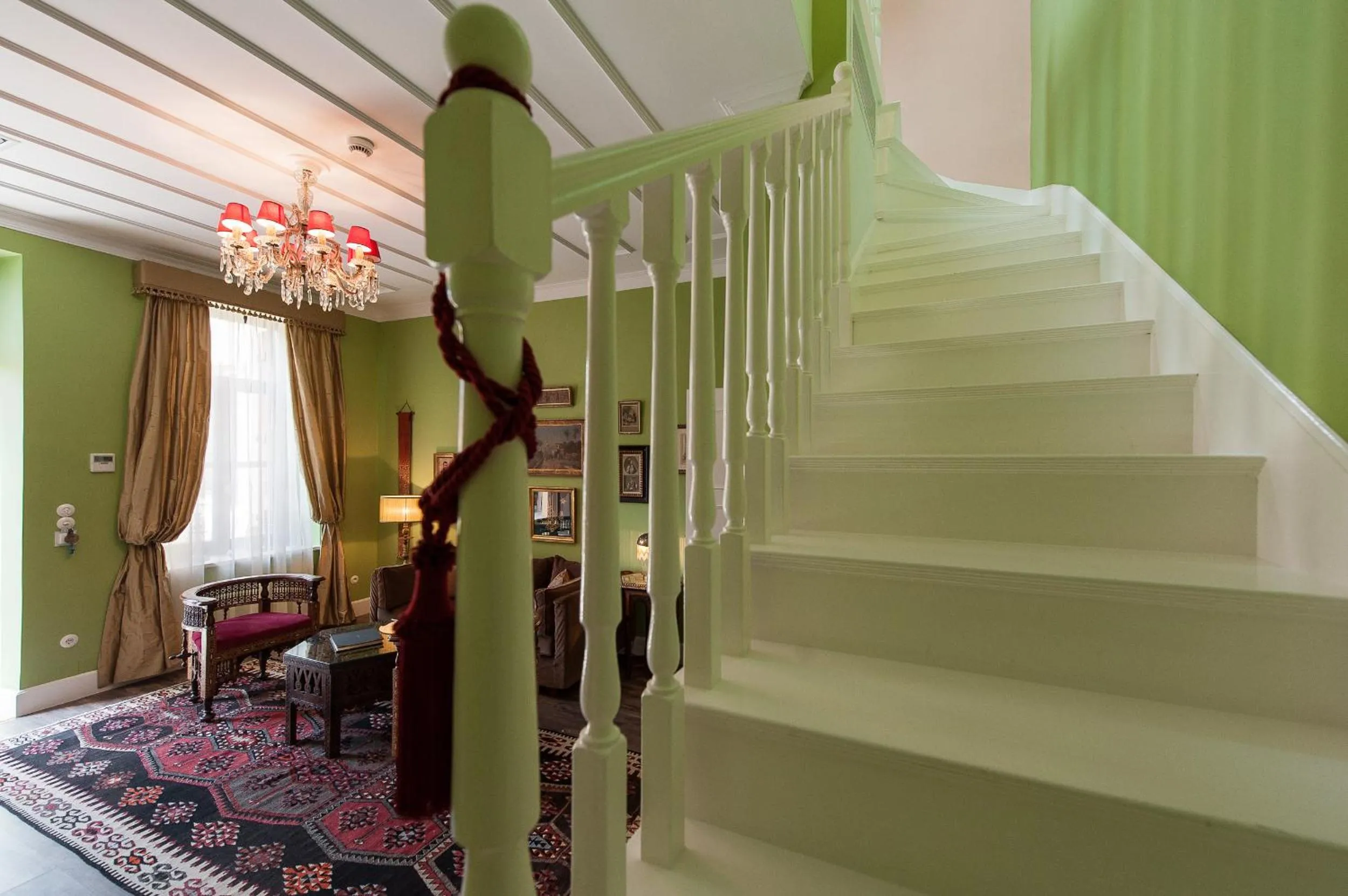 Decorative detail in La Maison Ottomane