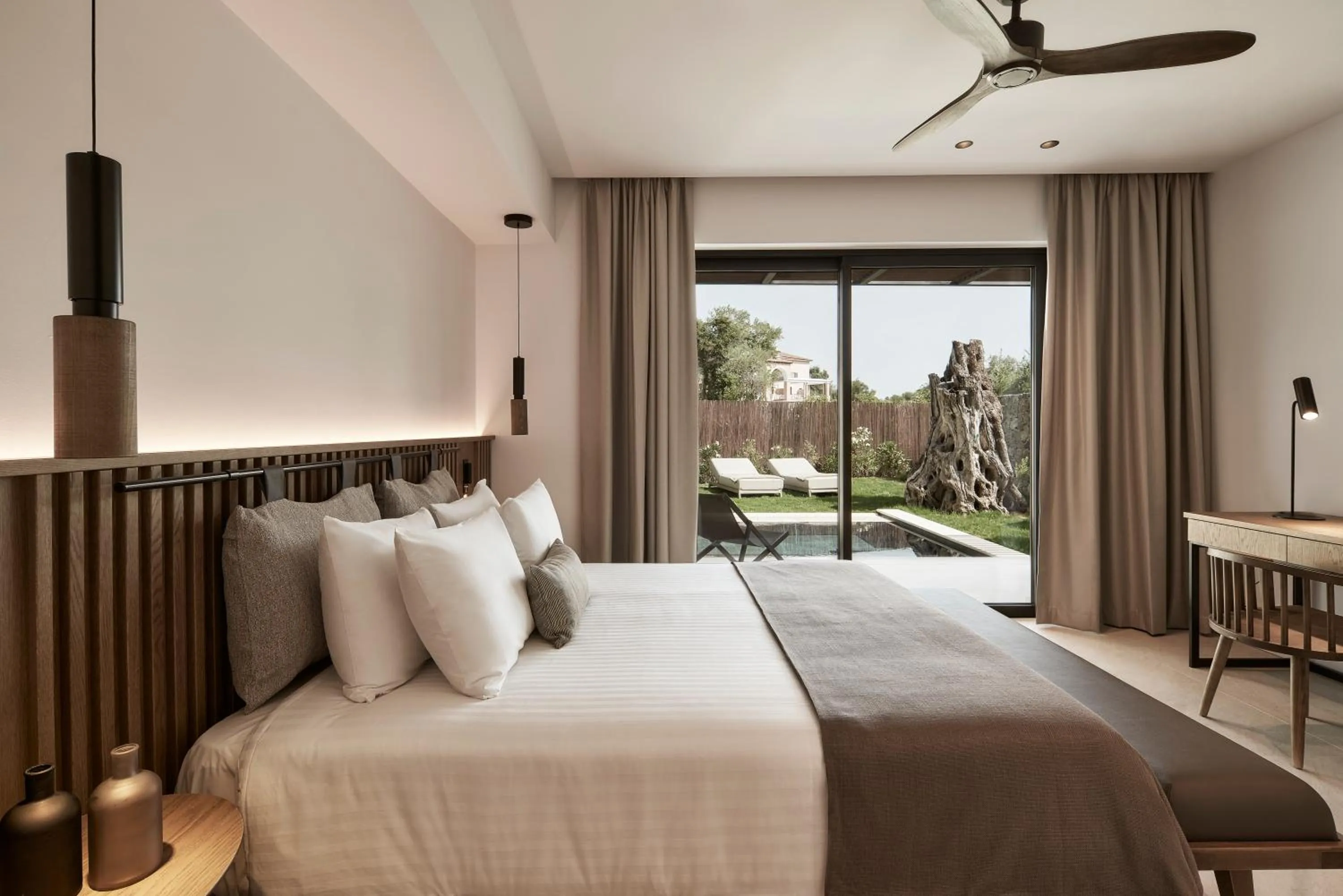 Bedroom, Bed in The Olivar Suites