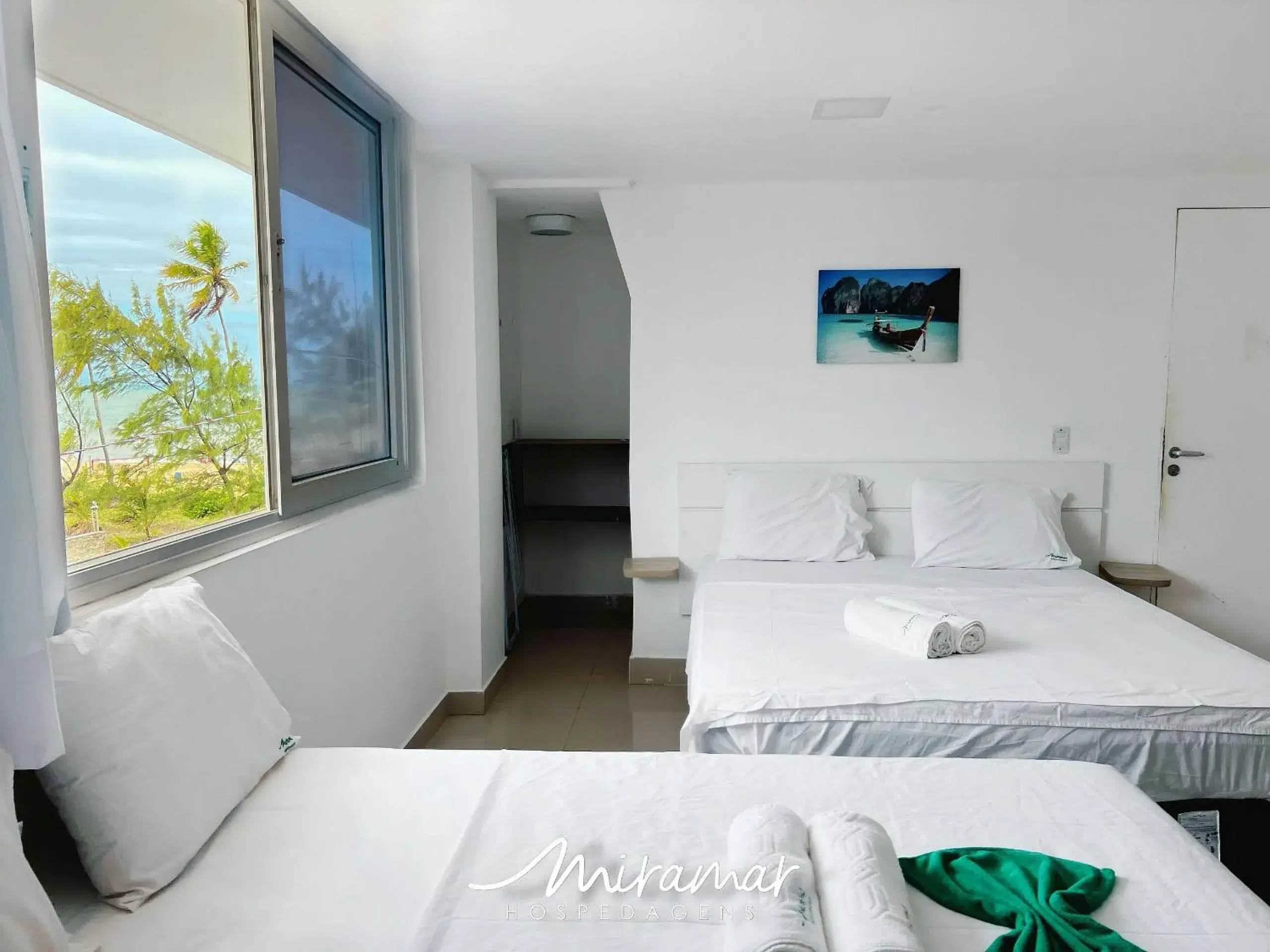 Classic Quadruple Room in Na Praia Sunset Classic Quadruple Room in Na Praia Sunset