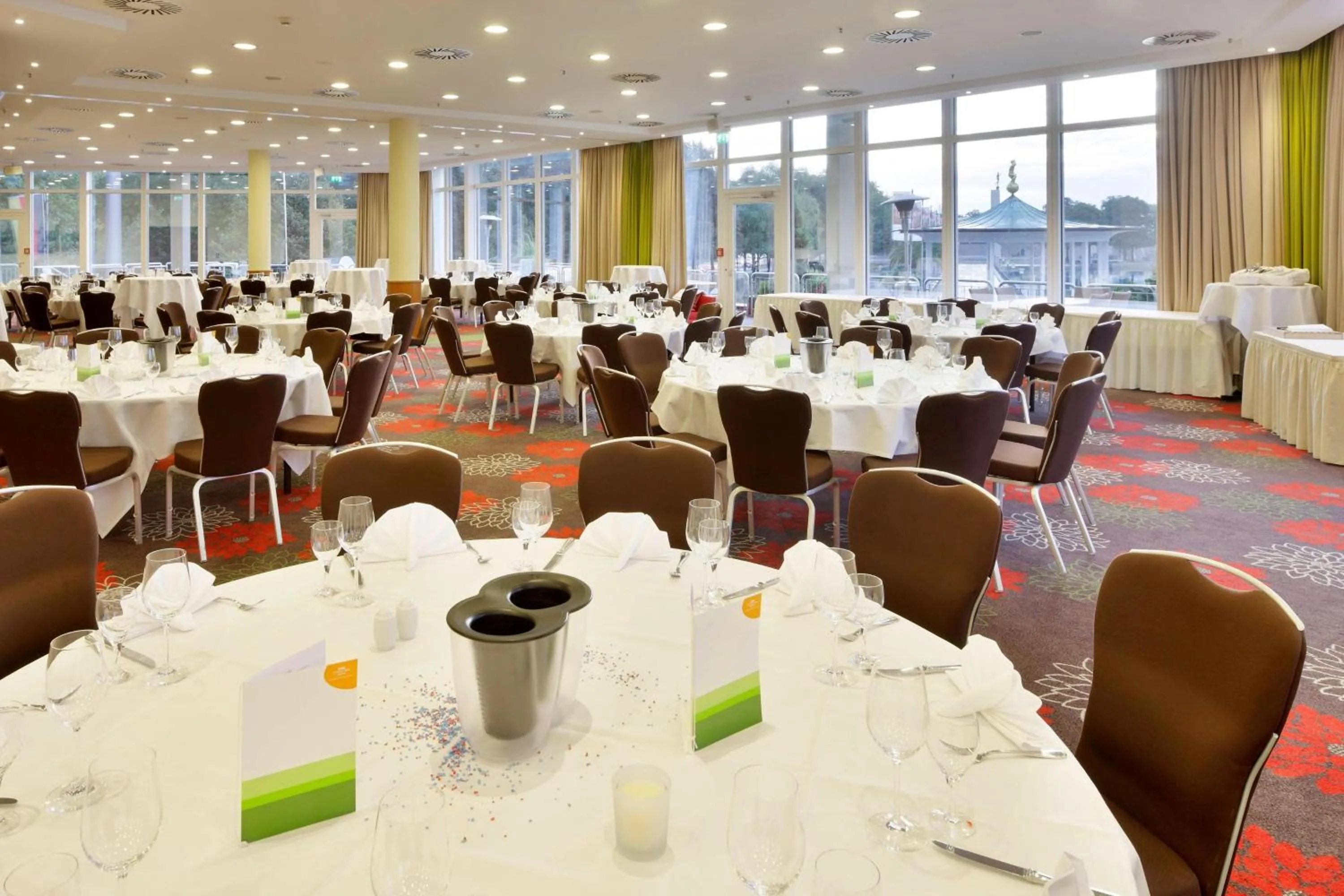 Meeting/conference room in Courtyard by Marriott Hannover Maschsee