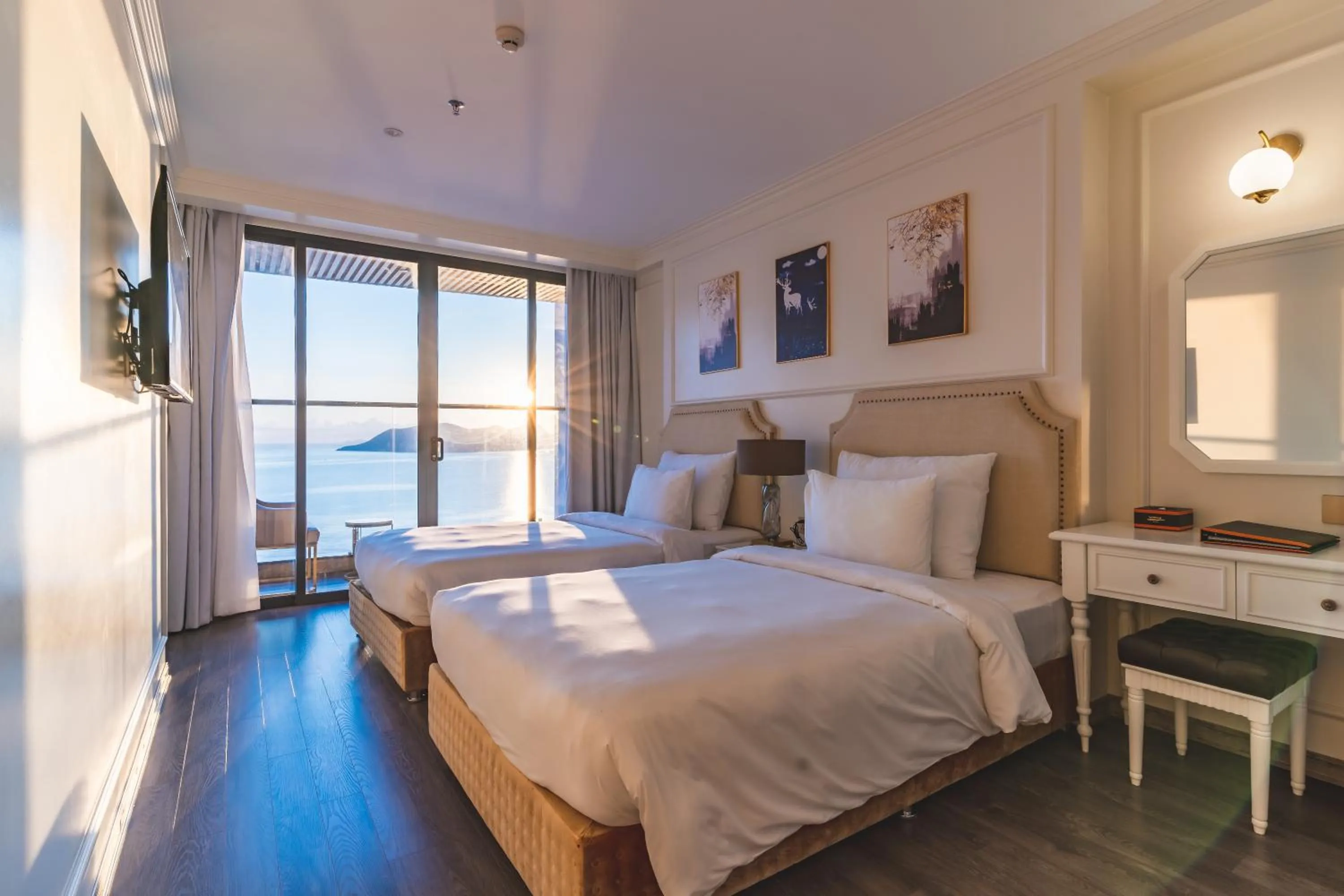 Bed in La Vague Hotel