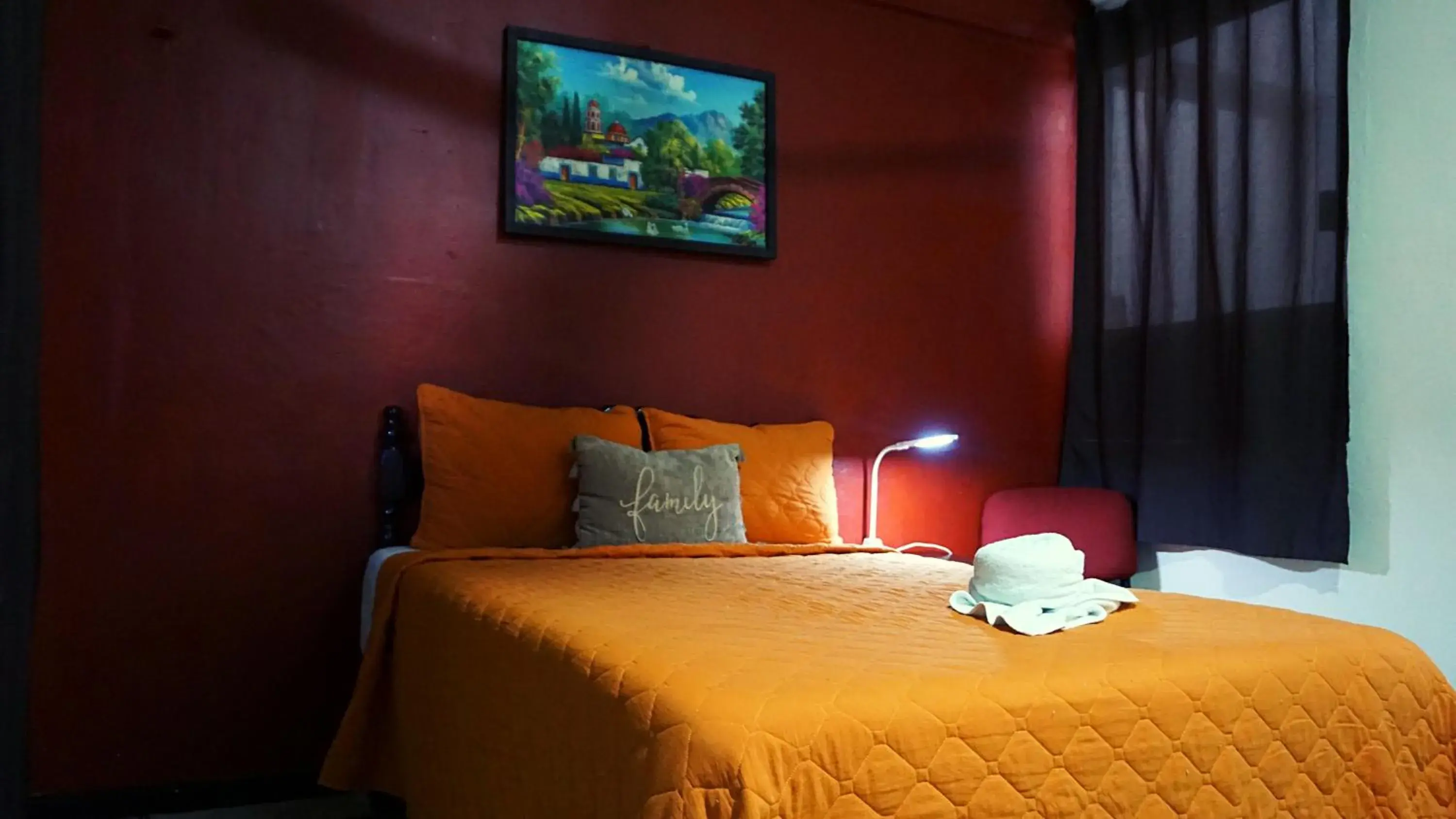 Standard Queen Room - single occupancy in Hotel Murallas 231 Standard Queen Room - single occupancy in Hotel Murallas 231