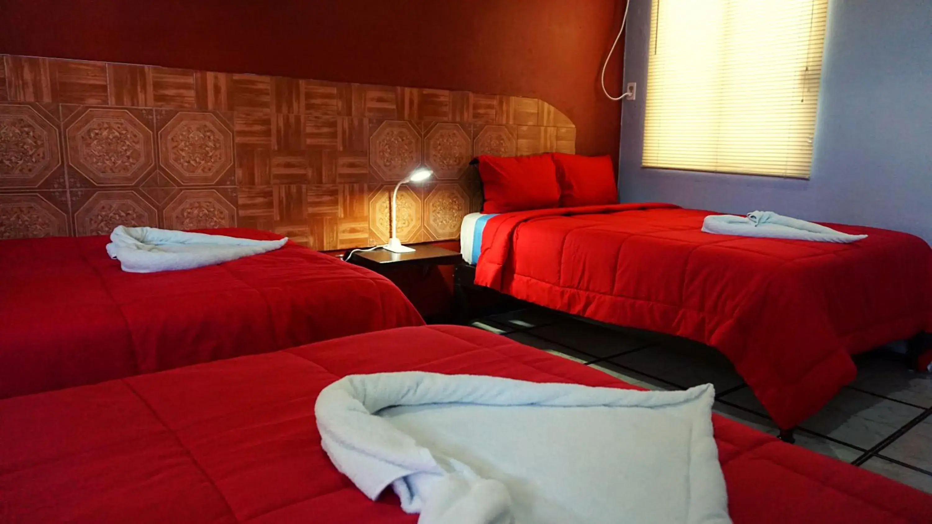 Standard Triple Room in Hotel Murallas 231 Standard Triple Room in Hotel Murallas 231