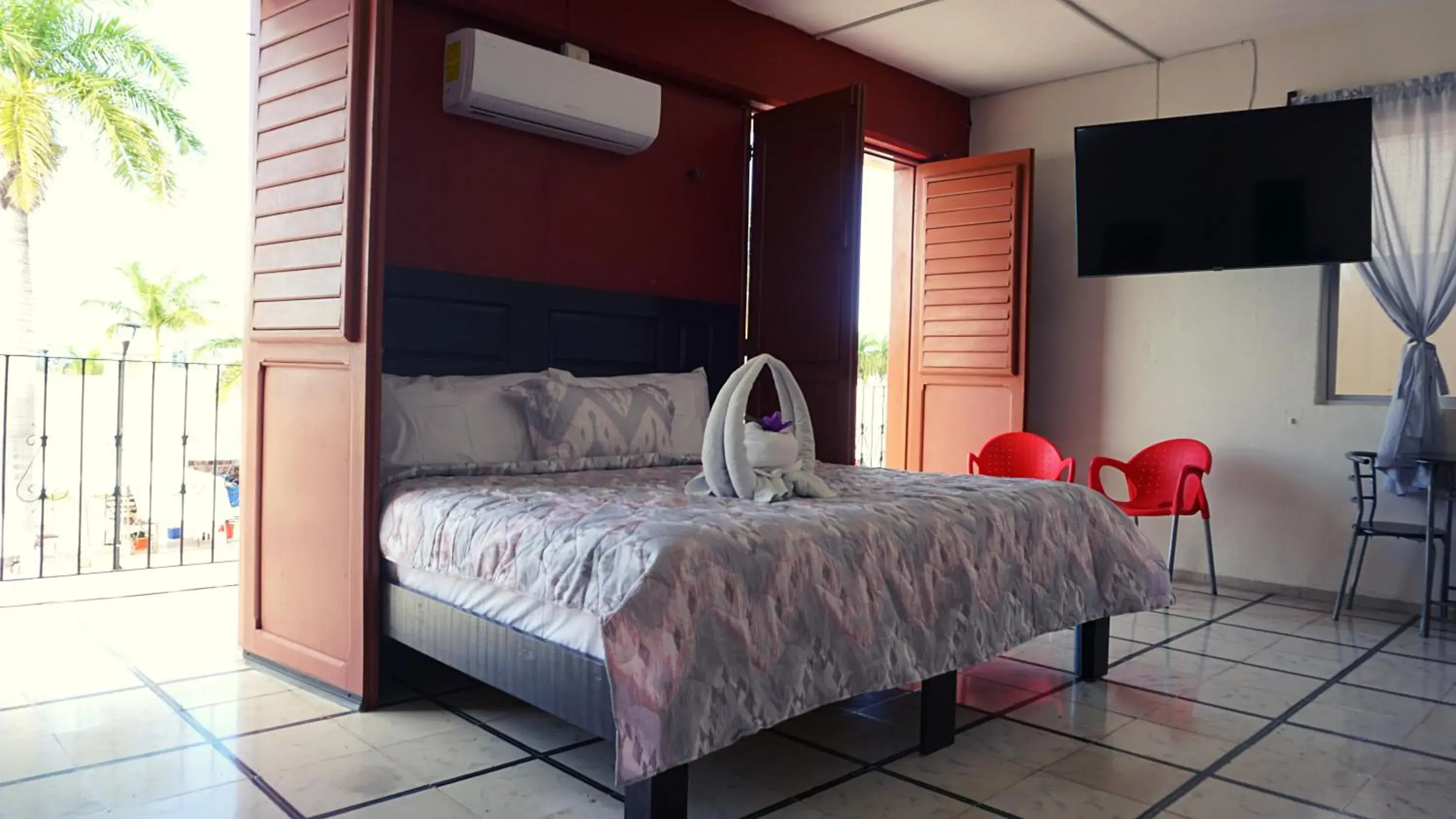 Triple Room with City View in Hotel Murallas 231 Triple Room with City View in Hotel Murallas 231